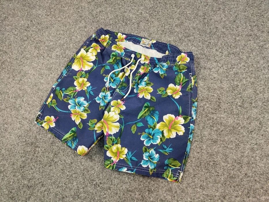 Vintage Vintage 90's Flowers Art Casual Shorts Streetwear Hawaiian Size US 34 / EU 50 - 2 Thumbnail