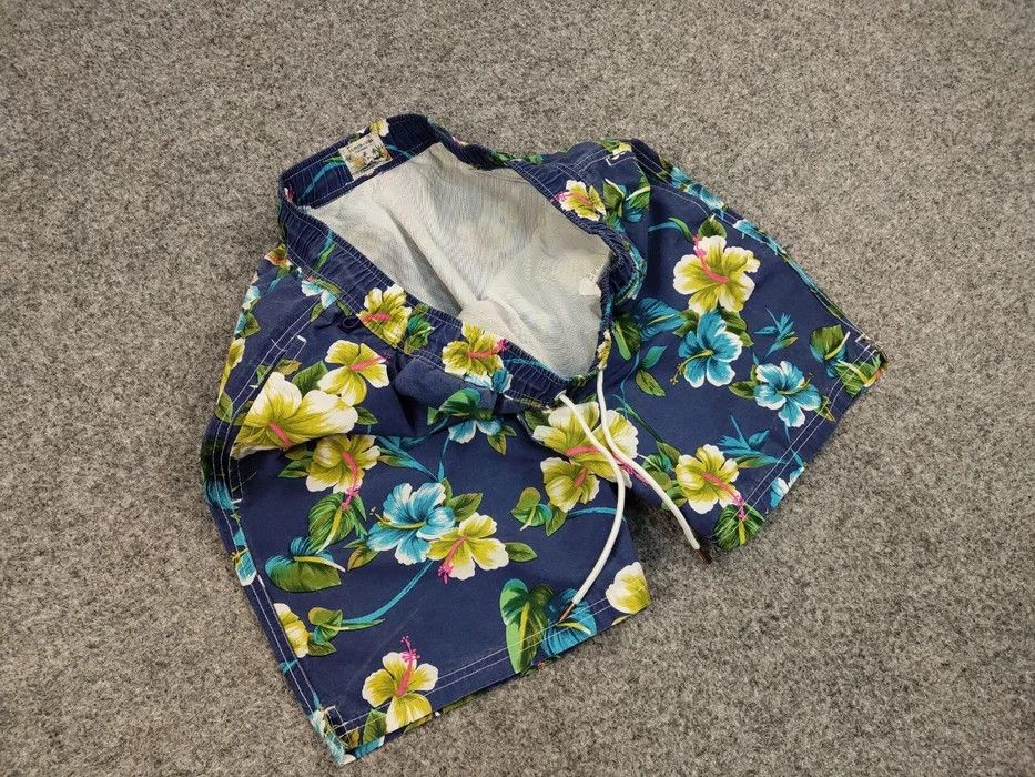 Vintage Vintage 90's Flowers Art Casual Shorts Streetwear Hawaiian Size US 34 / EU 50 - 3 Thumbnail
