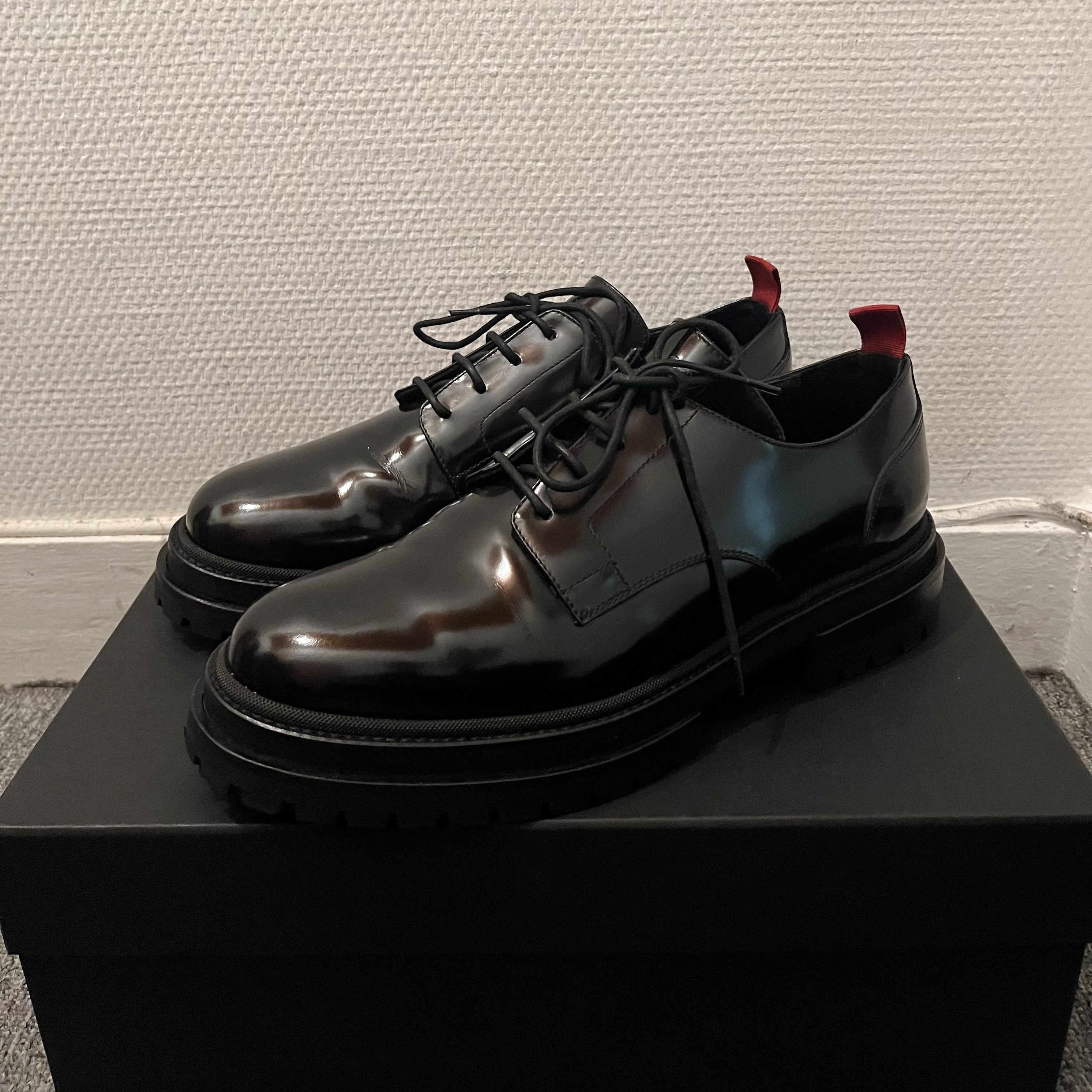 image of 424 On Fairfax Low Top Derbys Shoes in Black, Men's (Size 8)