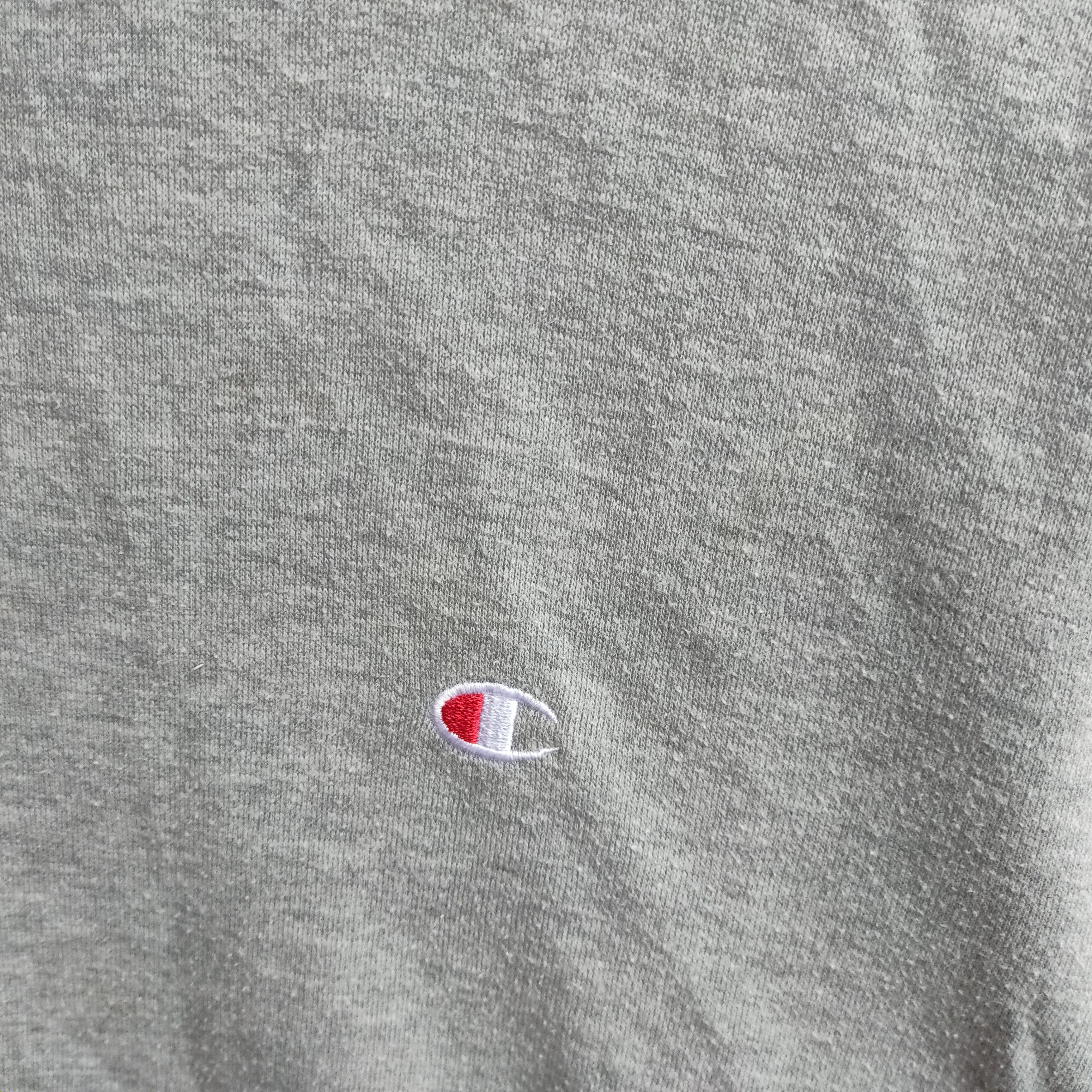 Champion CHAMPION Small Embroidery Logo Rare Sweatshir Size US L / EU 52-54 / 3 - 3 Thumbnail