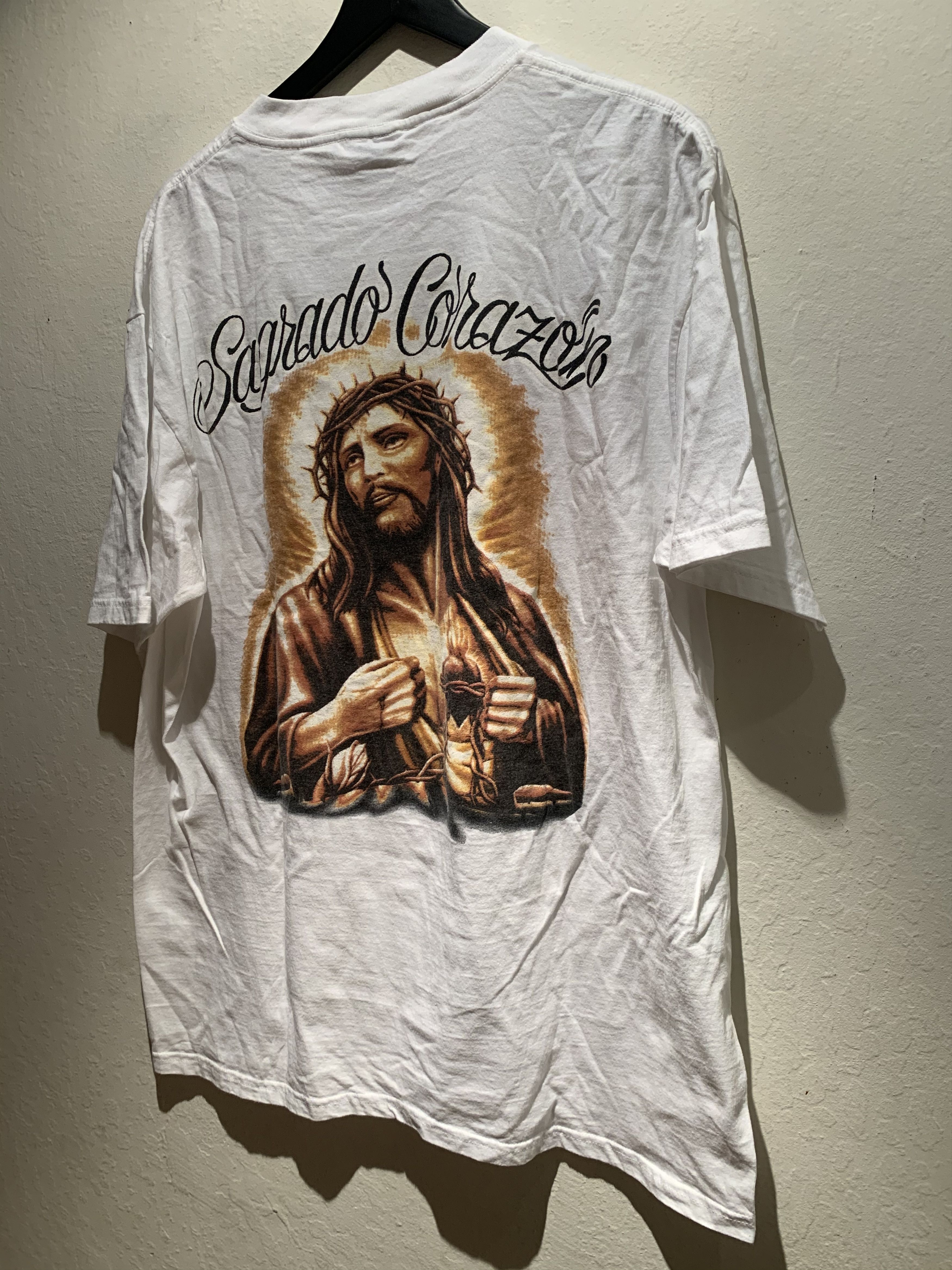 image of Rare Vintage Jesus Sagrado Corazon Christ Religious Shirt in White/Black/Brown, Men's (Size XL)