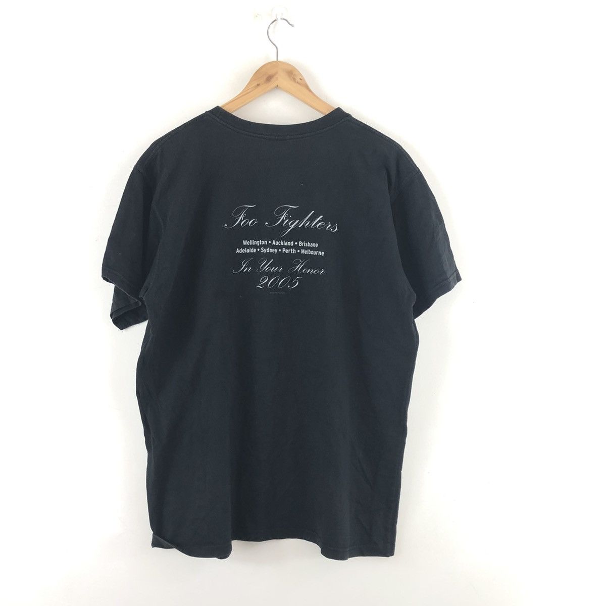 Band Tees × Vintage Y2K Foo Fighters Tour Shirt 2005 In Your Honor Australia Size US L / EU 52-54 / 3 - 4 Thumbnail