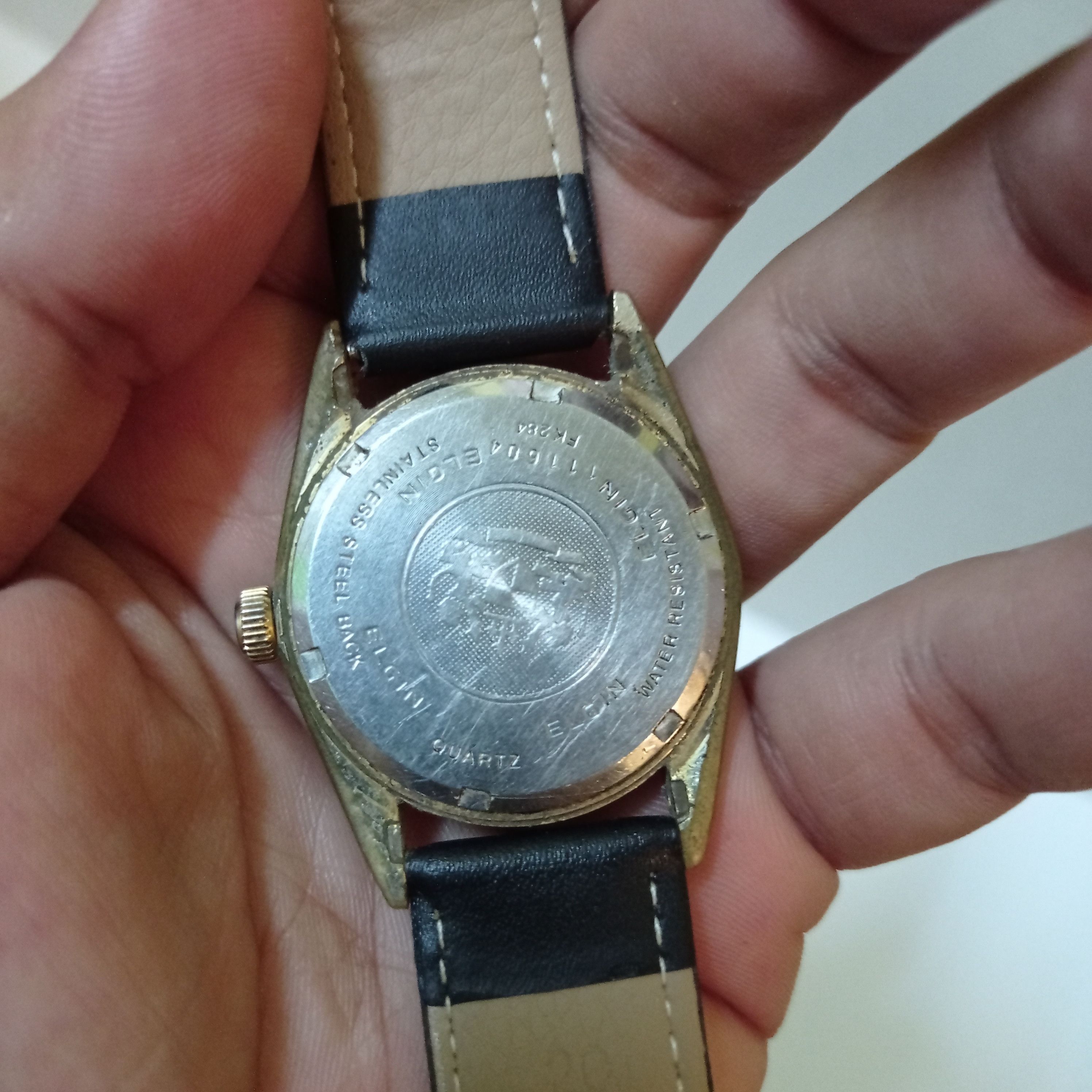 Elgin National Watch Company × Vintage Retro ELGIN "DATE QUARTZ DELUXE" OLD WATCH Size ONE SIZE - 3 Thumbnail