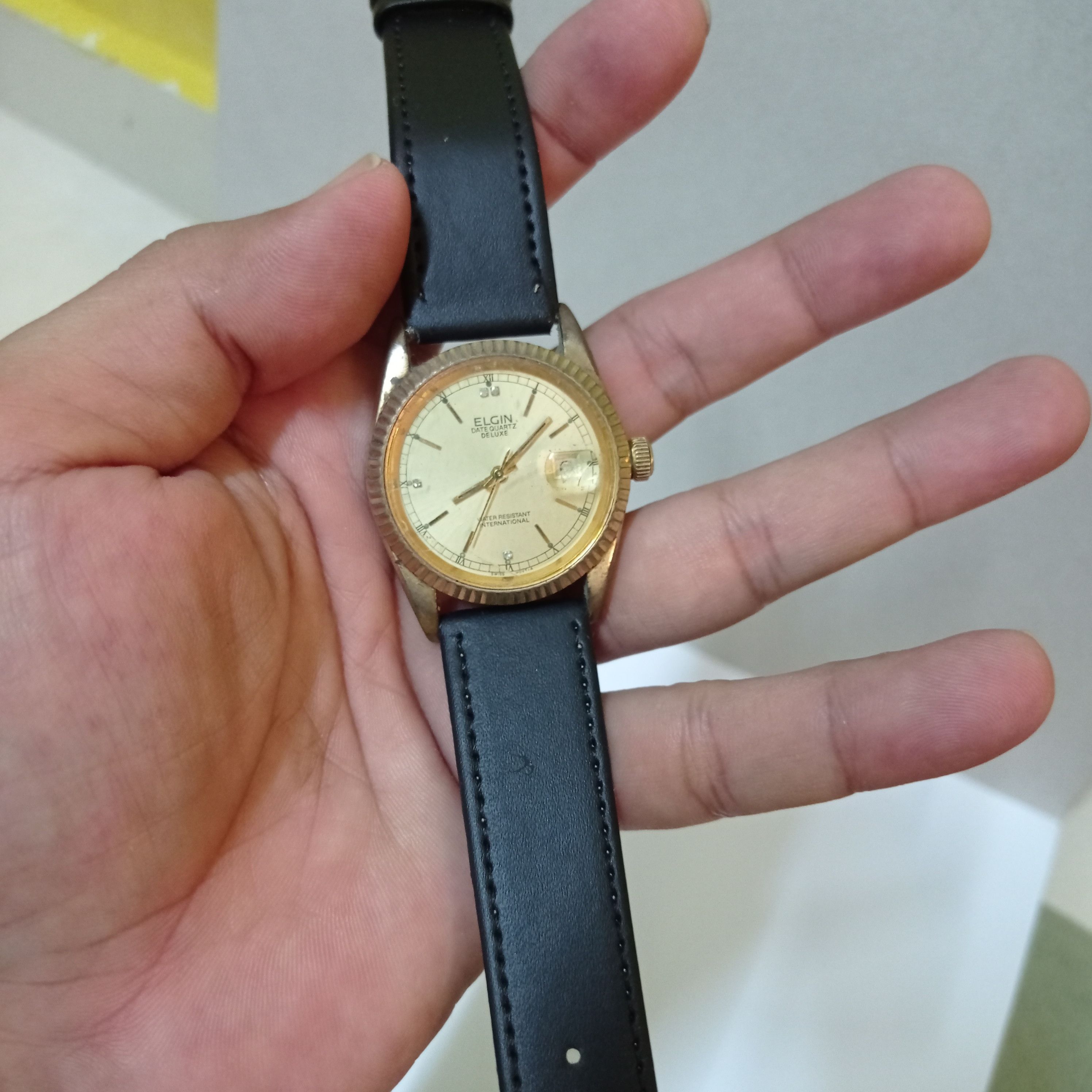Elgin National Watch Company × Vintage Retro ELGIN "DATE QUARTZ DELUXE" OLD WATCH Size ONE SIZE - 11 Thumbnail