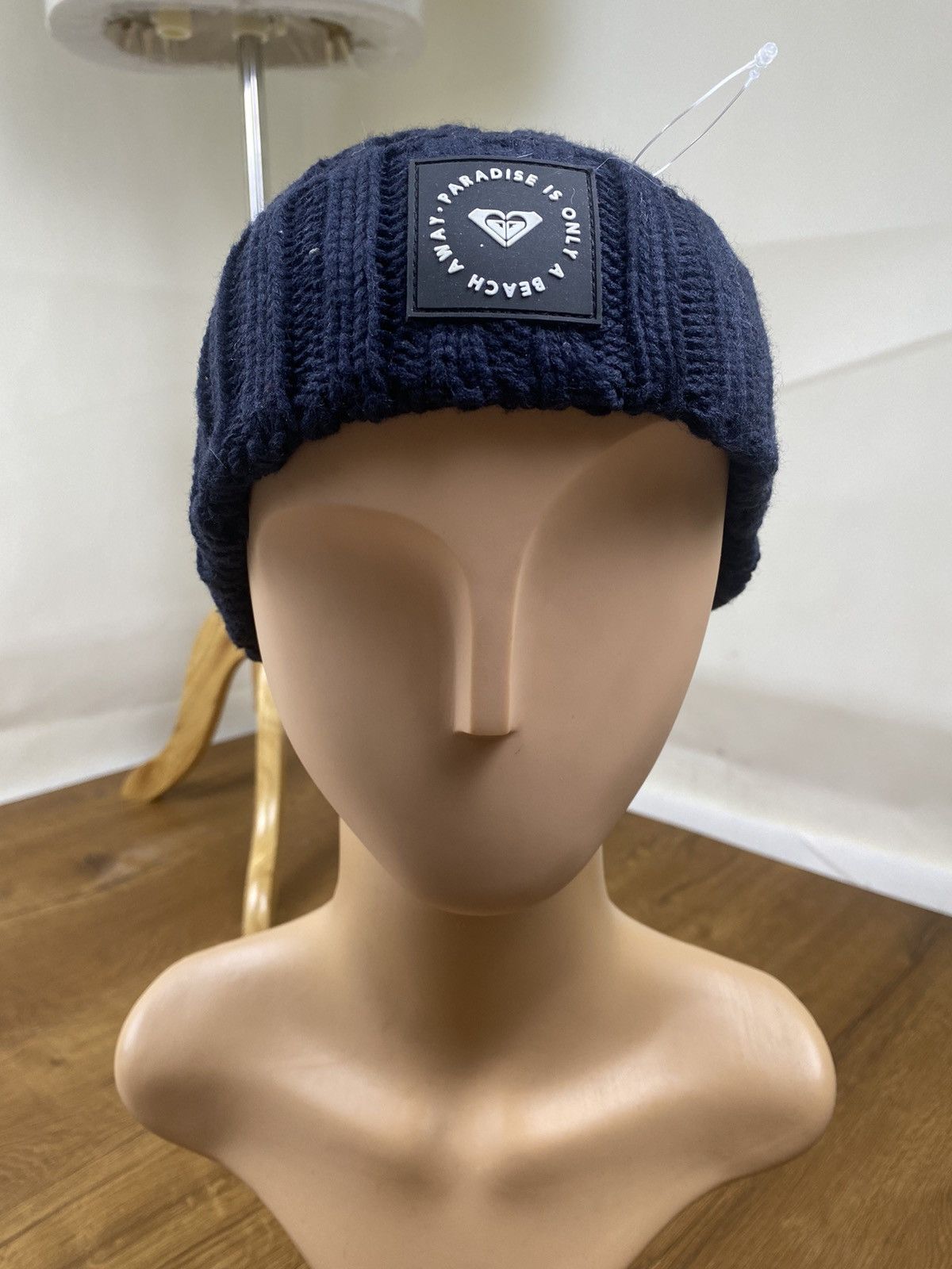 Quiksilver Vintage Roxy Winter Beanie Knitted Hat Size ONE SIZE - 1 Thumbnail