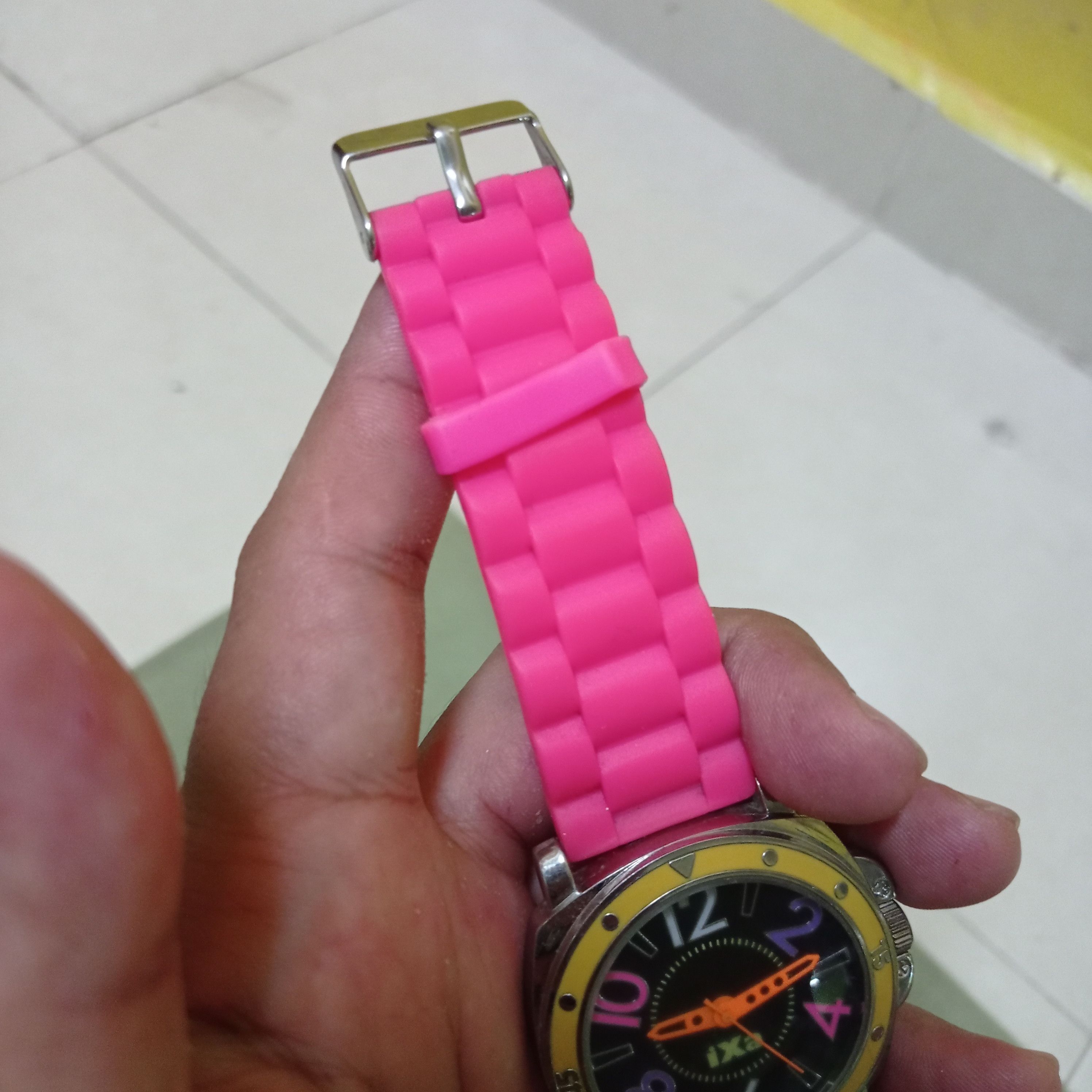 Vintage Retro CRAZY COLOUR "BIG MARK" WATCH BY IXA JAPANESE WATCH Size ONE SIZE - 15 Thumbnail