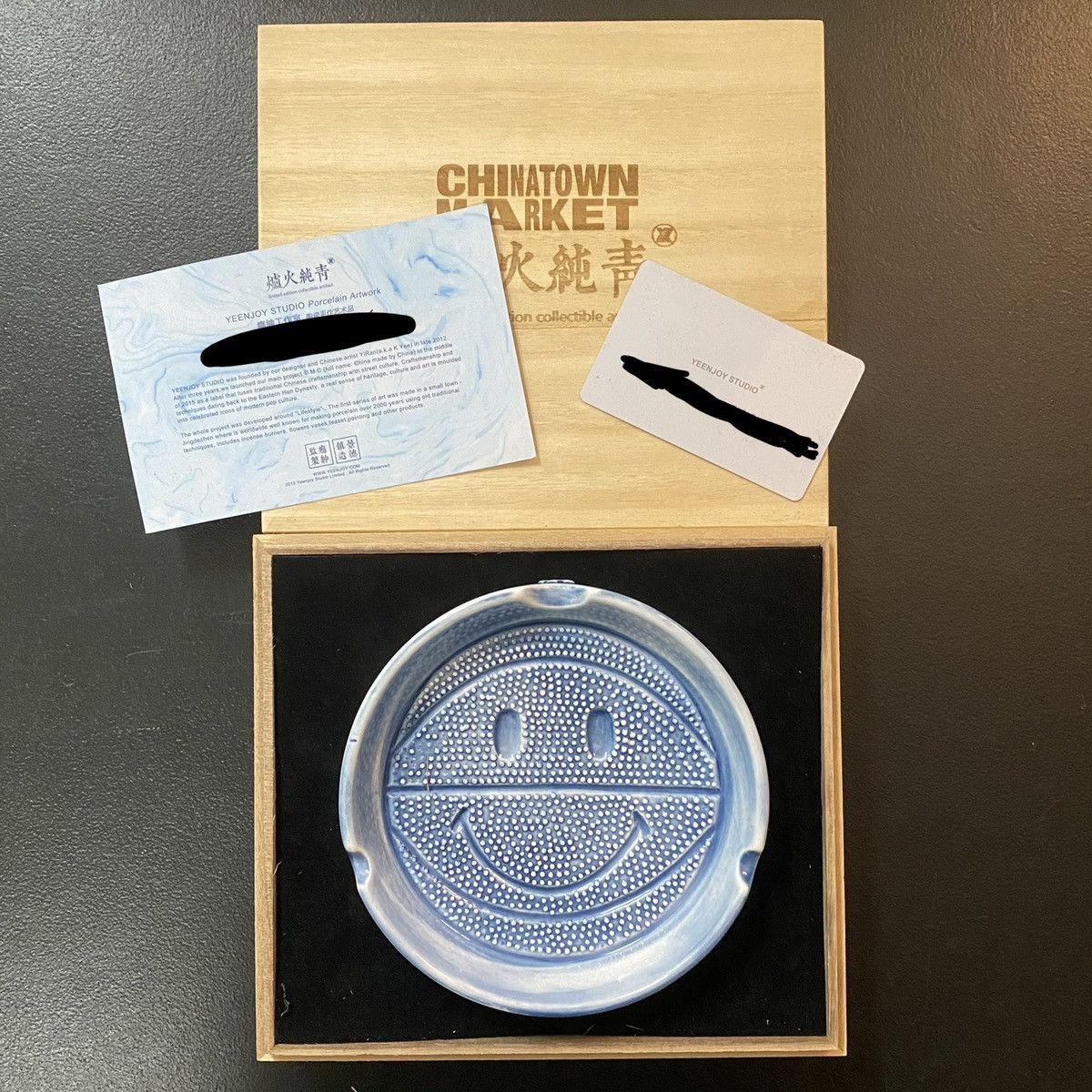 Market Chinatown Market x Yeenjoy Smiley Ashtray Size ONE SIZE - 1 Thumbnail