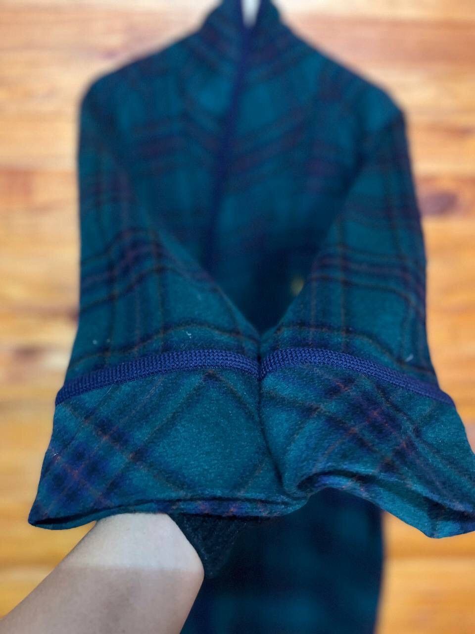 Pierre Balmain PIERRE BALMAIN VENT VERT WOOL PLAID GROOM ROBE Size US M / EU 48-50 / 2 - 7 Thumbnail