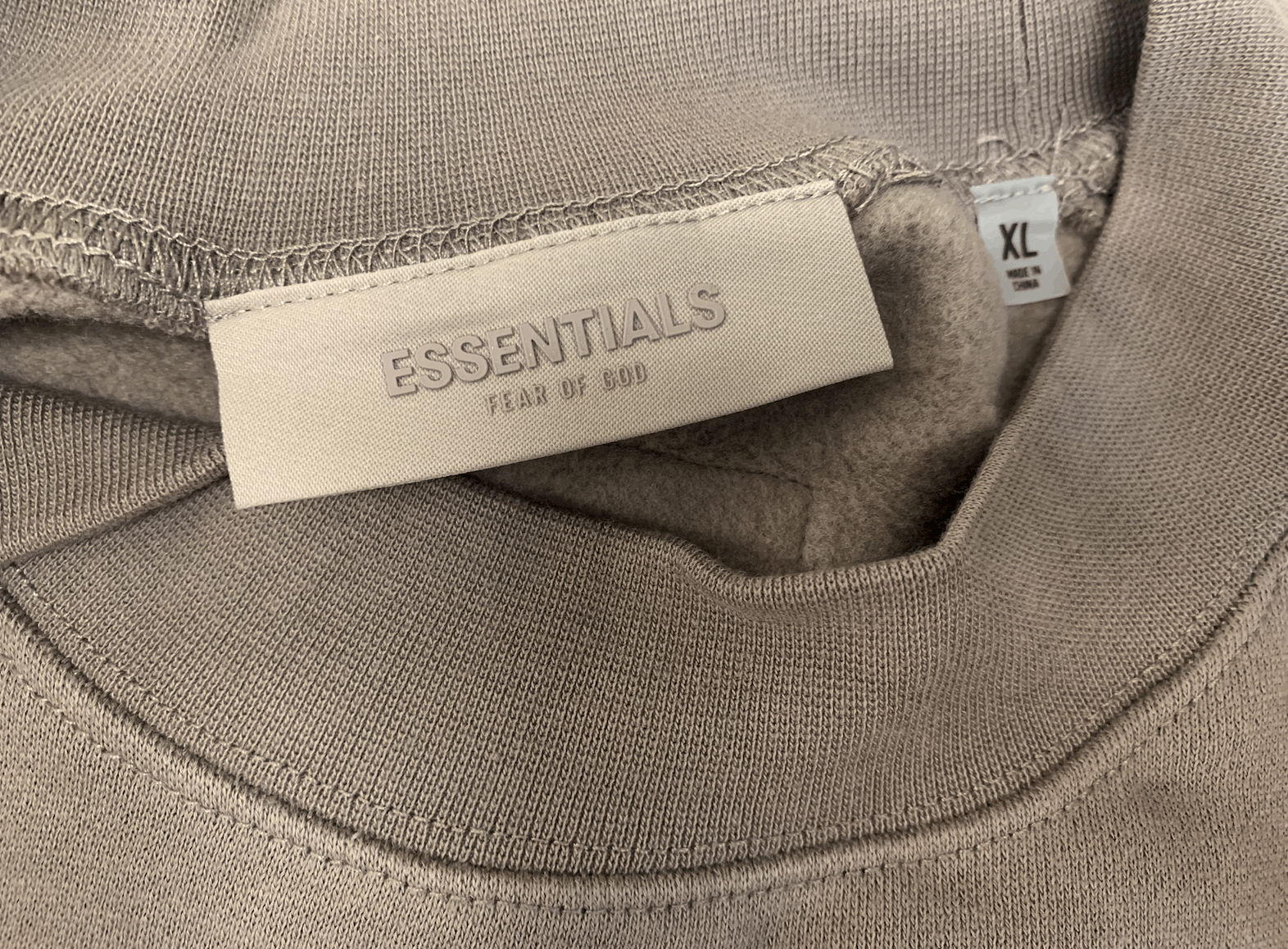 Essentials 🔥Fear of God Essentials Crewneck Desert Taupe Sz (XL) Size US XL / EU 56 / 4 - 7 Thumbnail