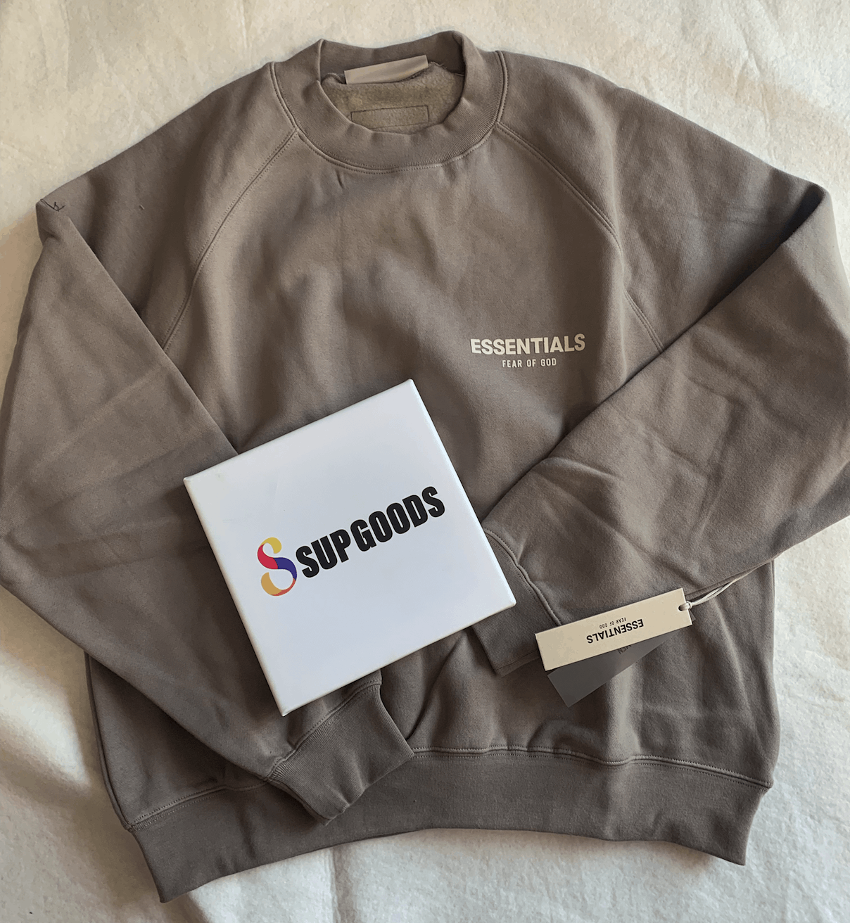Essentials 🔥Fear of God Essentials Crewneck Desert Taupe Sz (XL) Size US XL / EU 56 / 4 - 4 Thumbnail