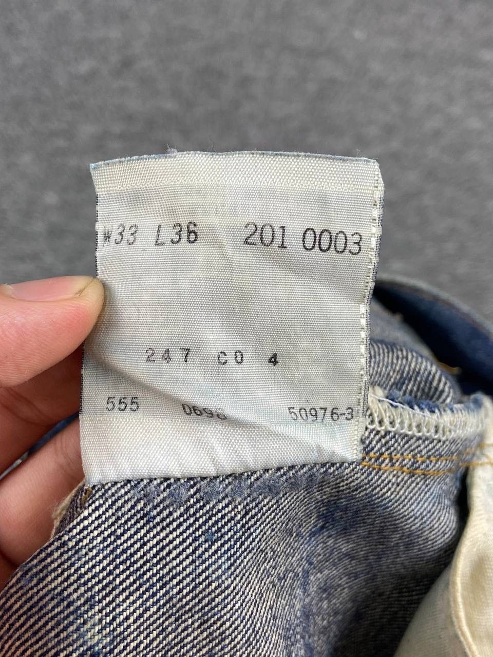 Levi's Distressed 90s Levis 201XX Big E Buckle Back Selvedge Denim Size US 31 - 11 Thumbnail