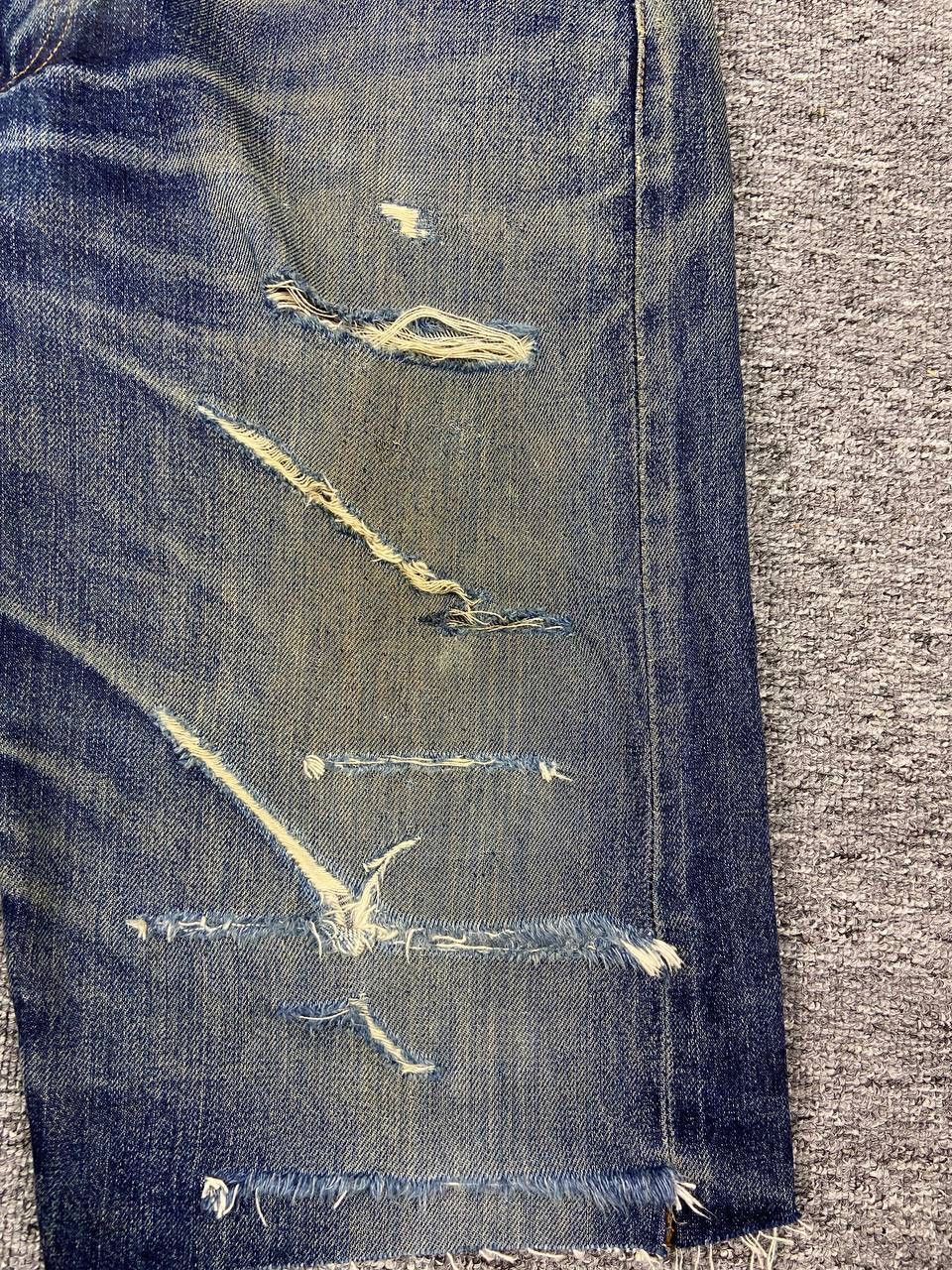 Levi's Distressed 90s Levis 201XX Big E Buckle Back Selvedge Denim Size US 31 - 12 Thumbnail