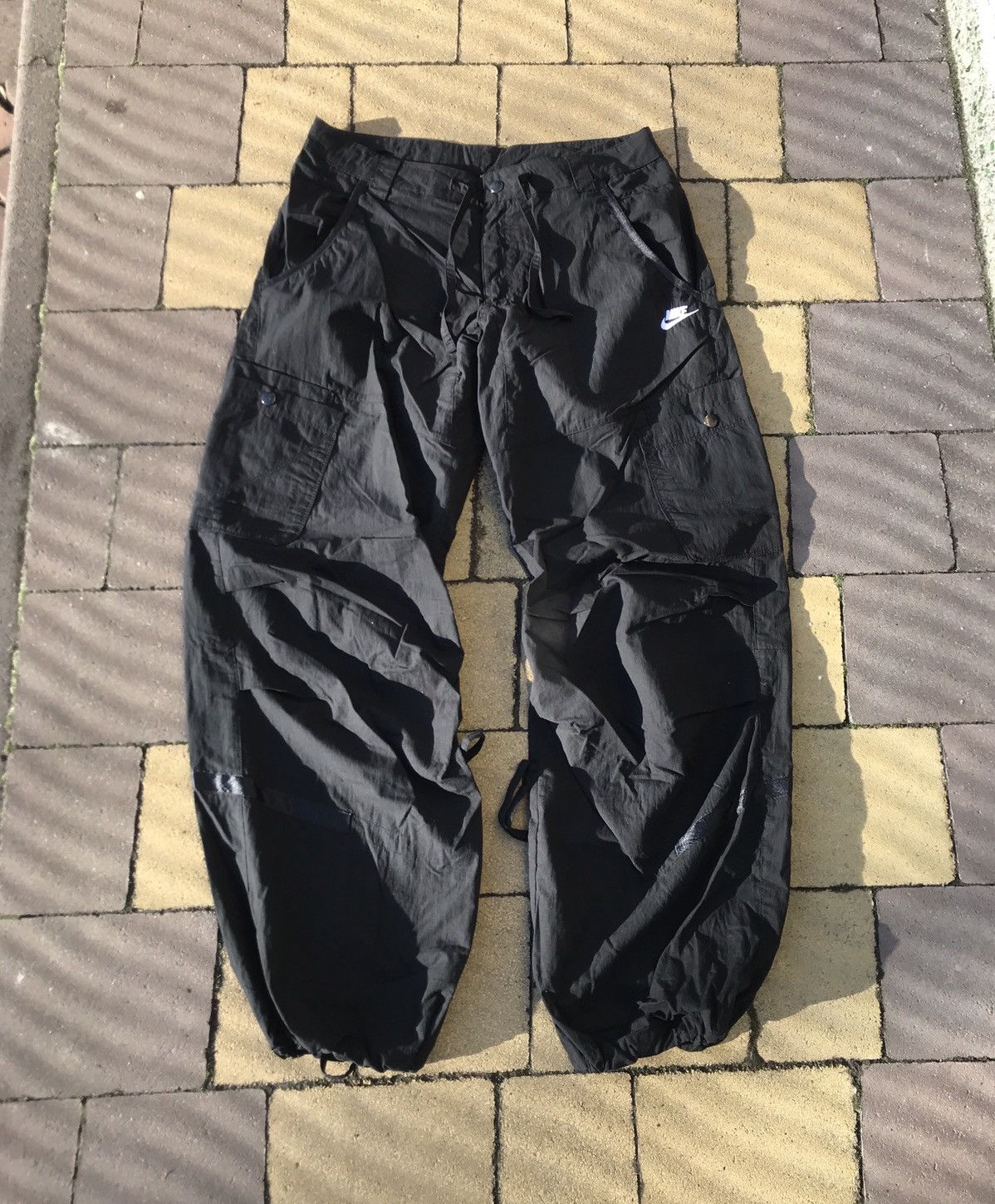 Nike Vintage Cargo Multipocket Nylon Y2K Pants