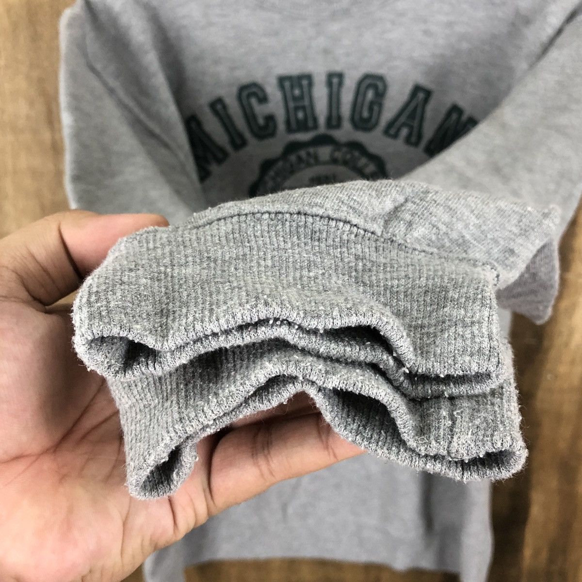 Japanese Brand vintage Michigan College Grey Sweatshirt Vintage Size US M / EU 48-50 / 2 - 5 Thumbnail