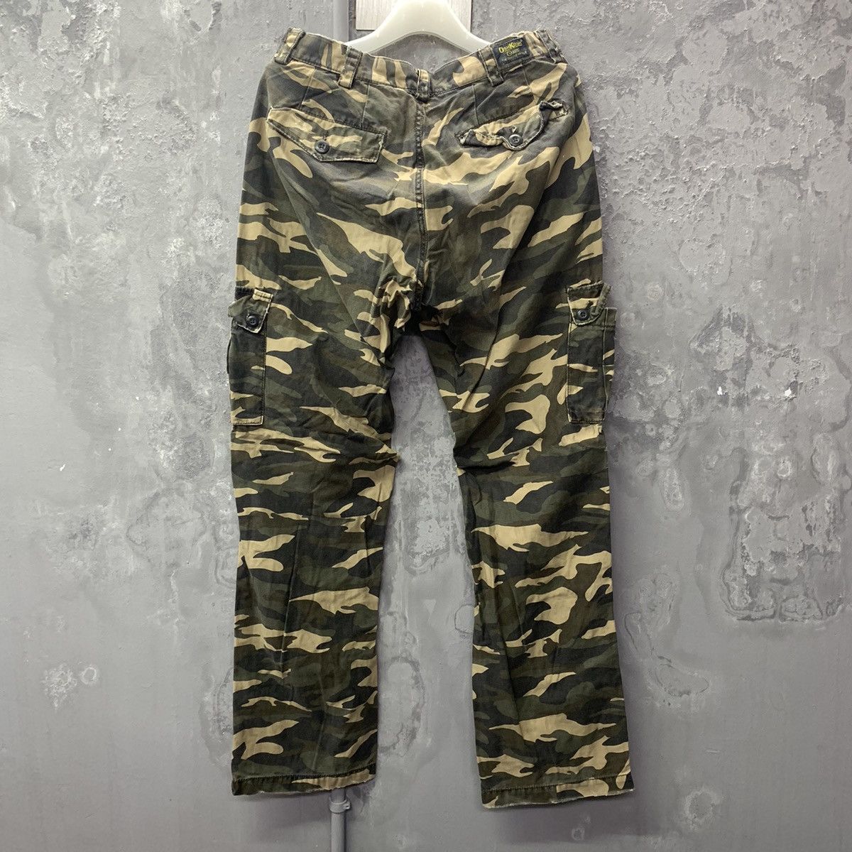 Oshkosh Circle Spikes camo Design Cargo Pants Size US 31 - 9 Thumbnail