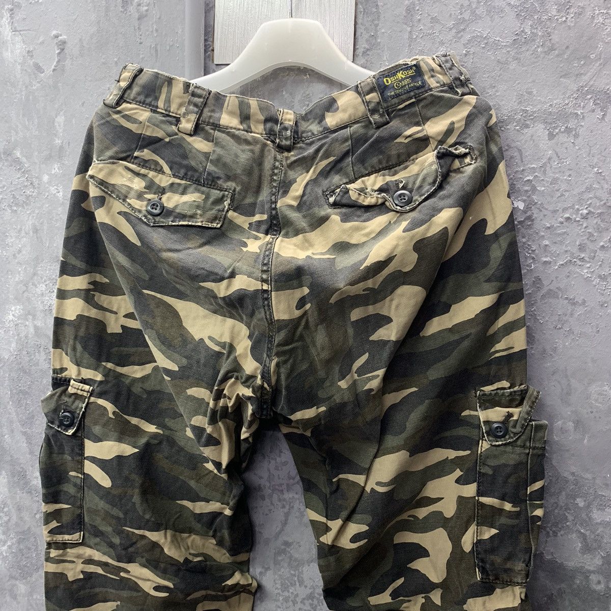 Oshkosh Circle Spikes camo Design Cargo Pants Size US 31 - 10 Thumbnail