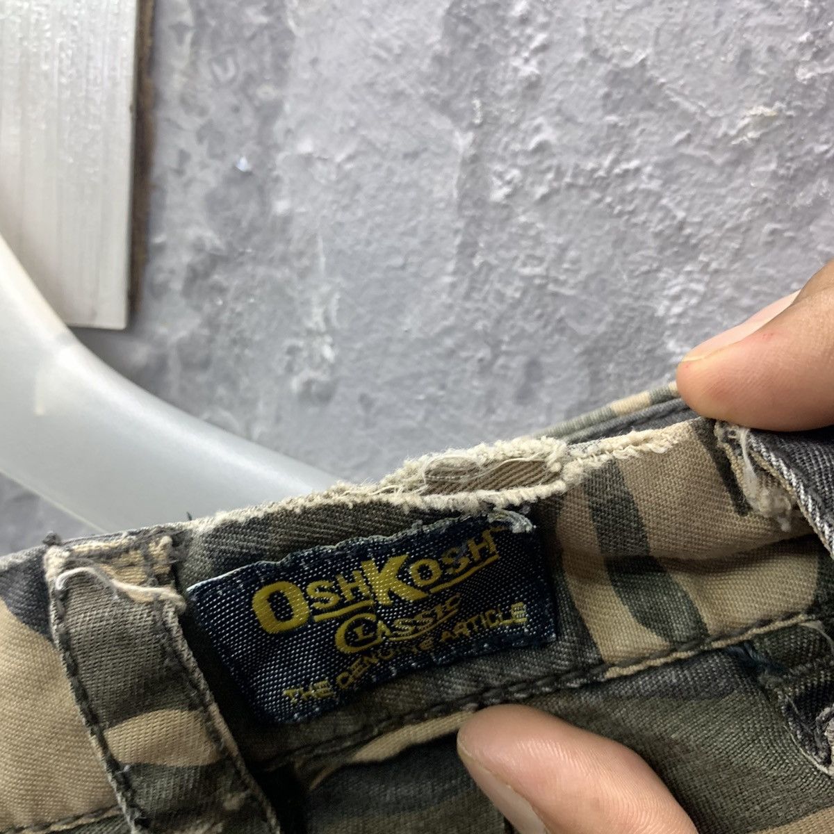 Oshkosh Circle Spikes camo Design Cargo Pants Size US 31 - 13 Thumbnail