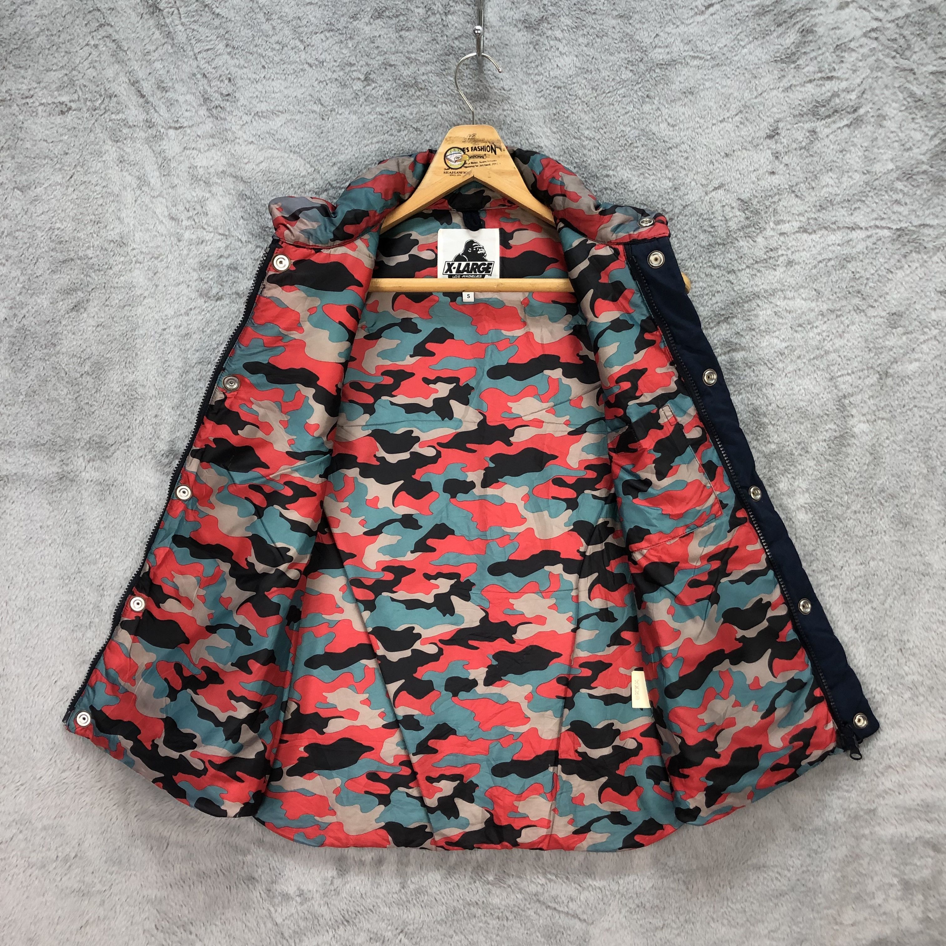 DuPont X-LARGE DUPONT COMFORMAX CLASSIC CAMO PUFFER VEST #5671-201 Size US S / EU 44-46 / 1 - 7 Thumbnail