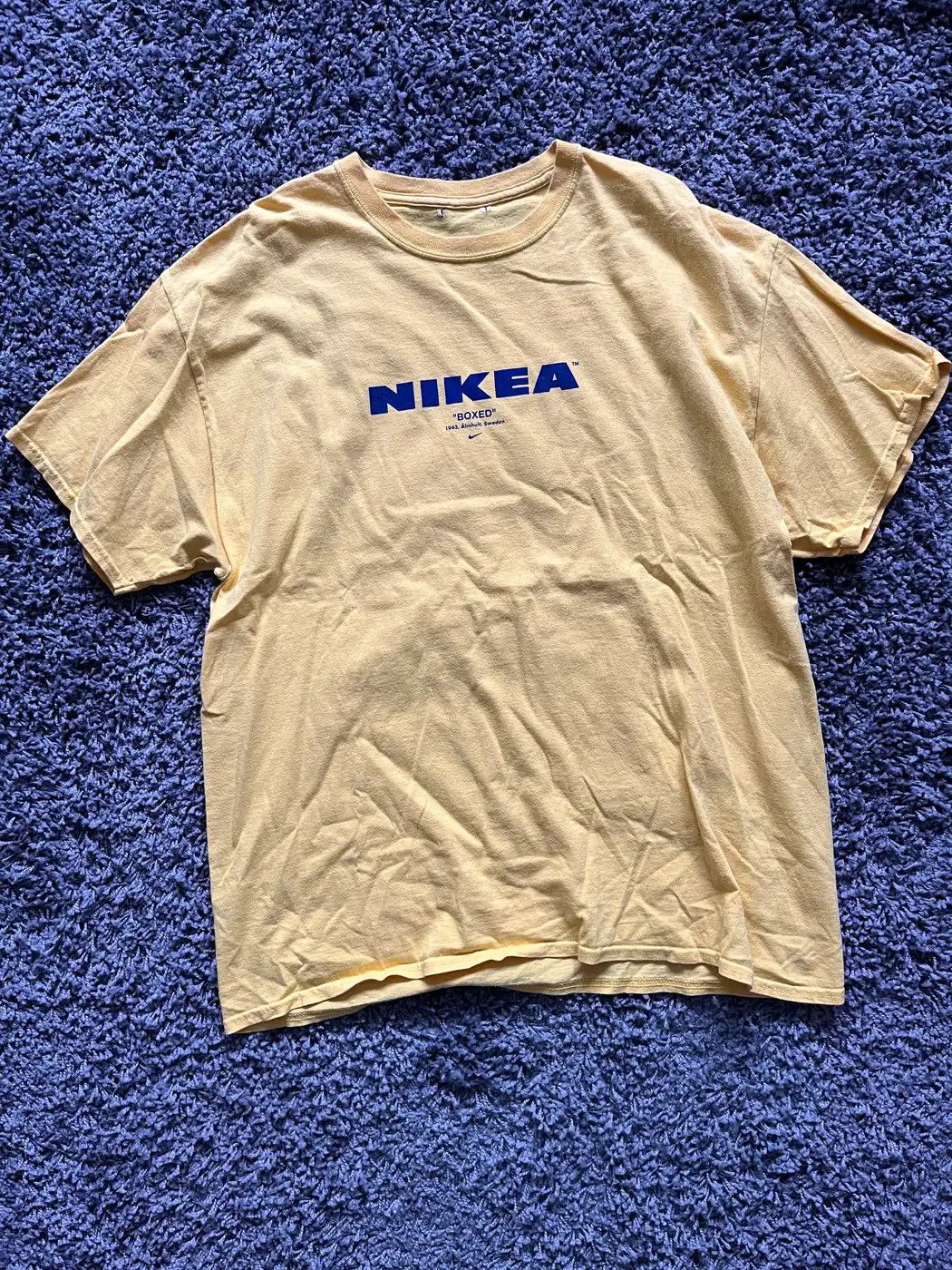 Ikea × Nike "Boxed" Tee Size US XL / EU 56 / 4 - 2 Thumbnail