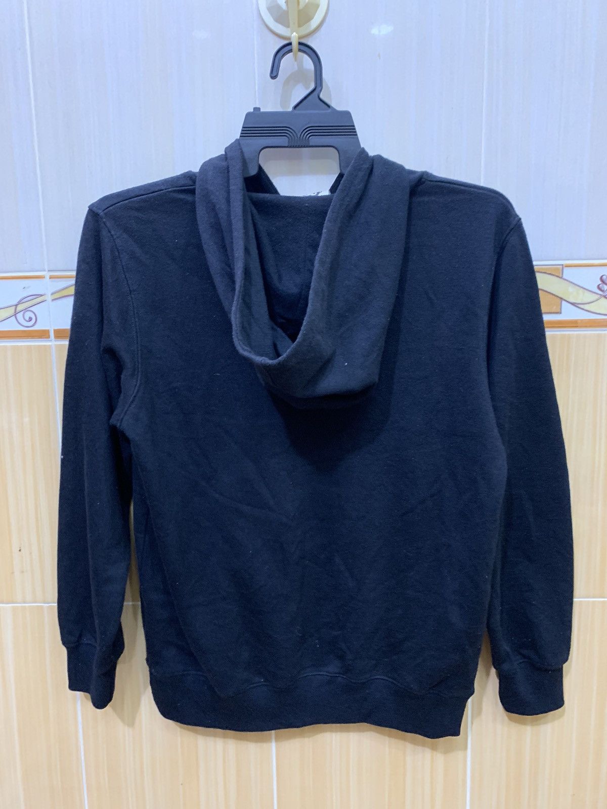 Japanese Brand × Vintage Uittg baby hoodie sweatshirt Big Print saiz M Size US M / EU 48-50 / 2 - 2 Thumbnail