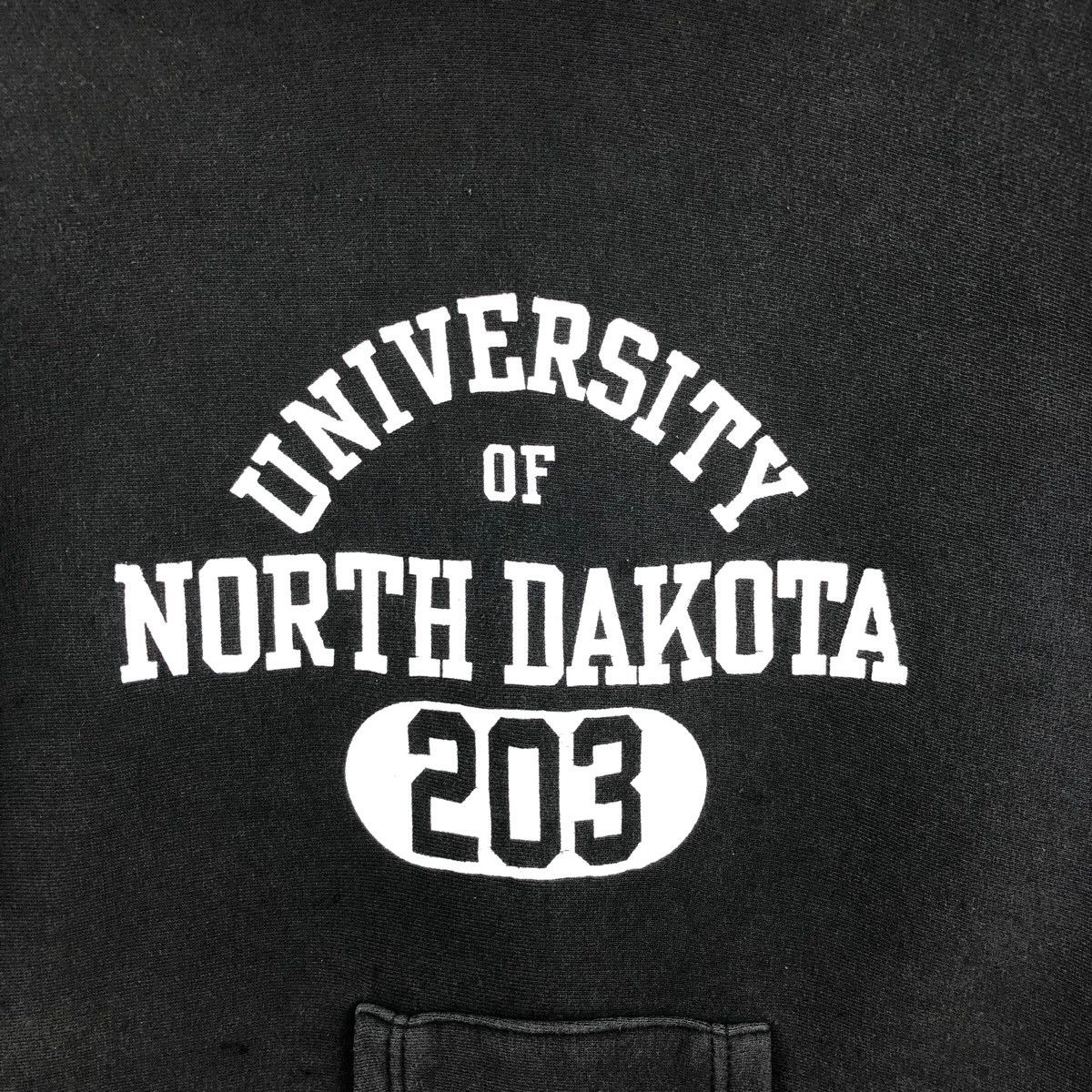Vintage Pick!! Vtg UNIVERSITY Of NORTH DAKOTA Hoodie Sweatshirt Size US L / EU 52-54 / 3 - 11 Thumbnail
