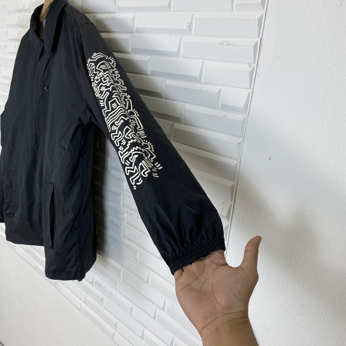 Keith Haring × SHIPS × Ships Jet Blue Keith Haring X Ships Jet Blue By New York Designer Size US L / EU 52-54 / 3 - 13 Thumbnail