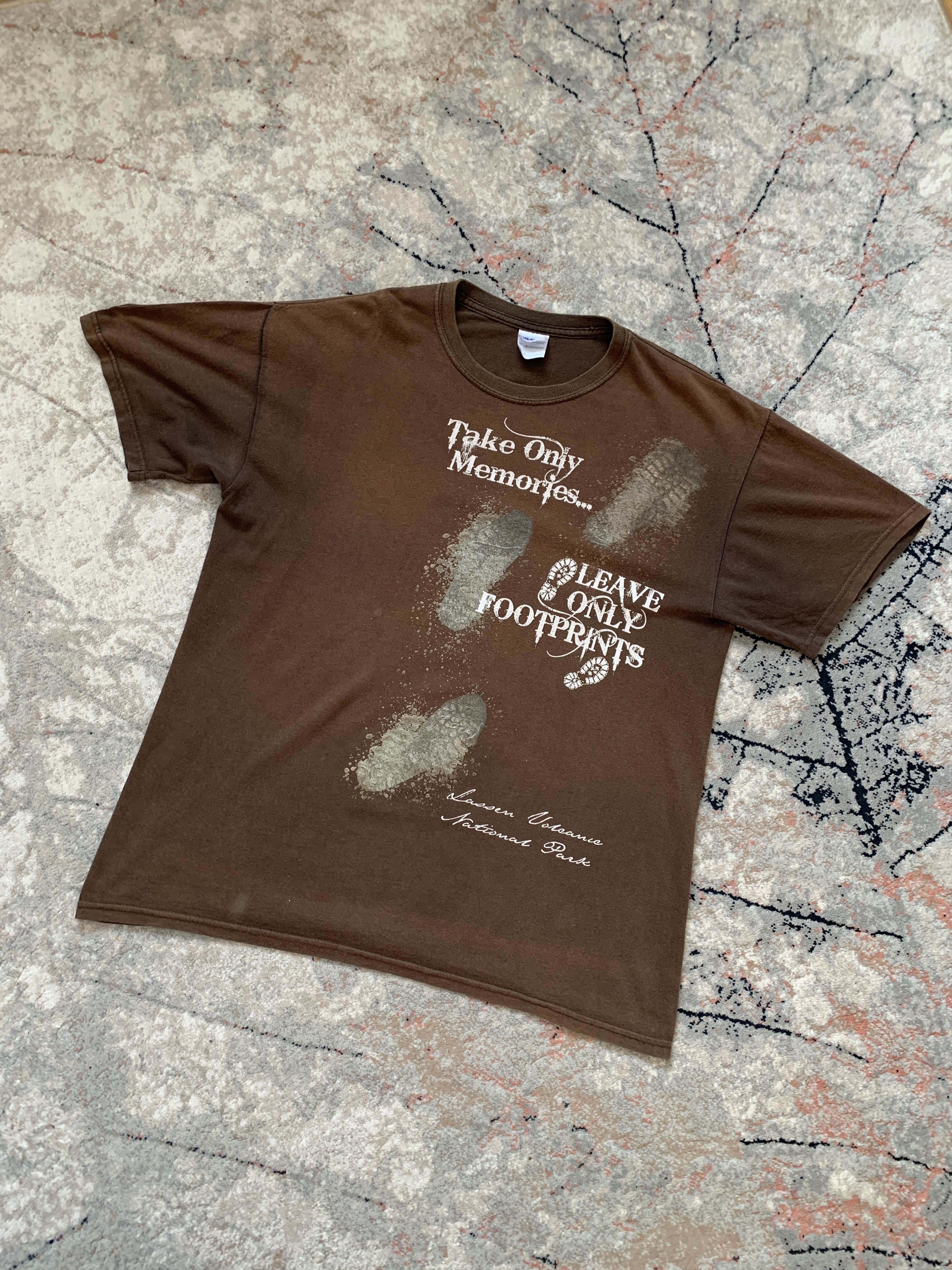 Other Take Only Memories Leave Only Footprint T-Shirt Size US M / EU 48-50 / 2 - 2 Thumbnail