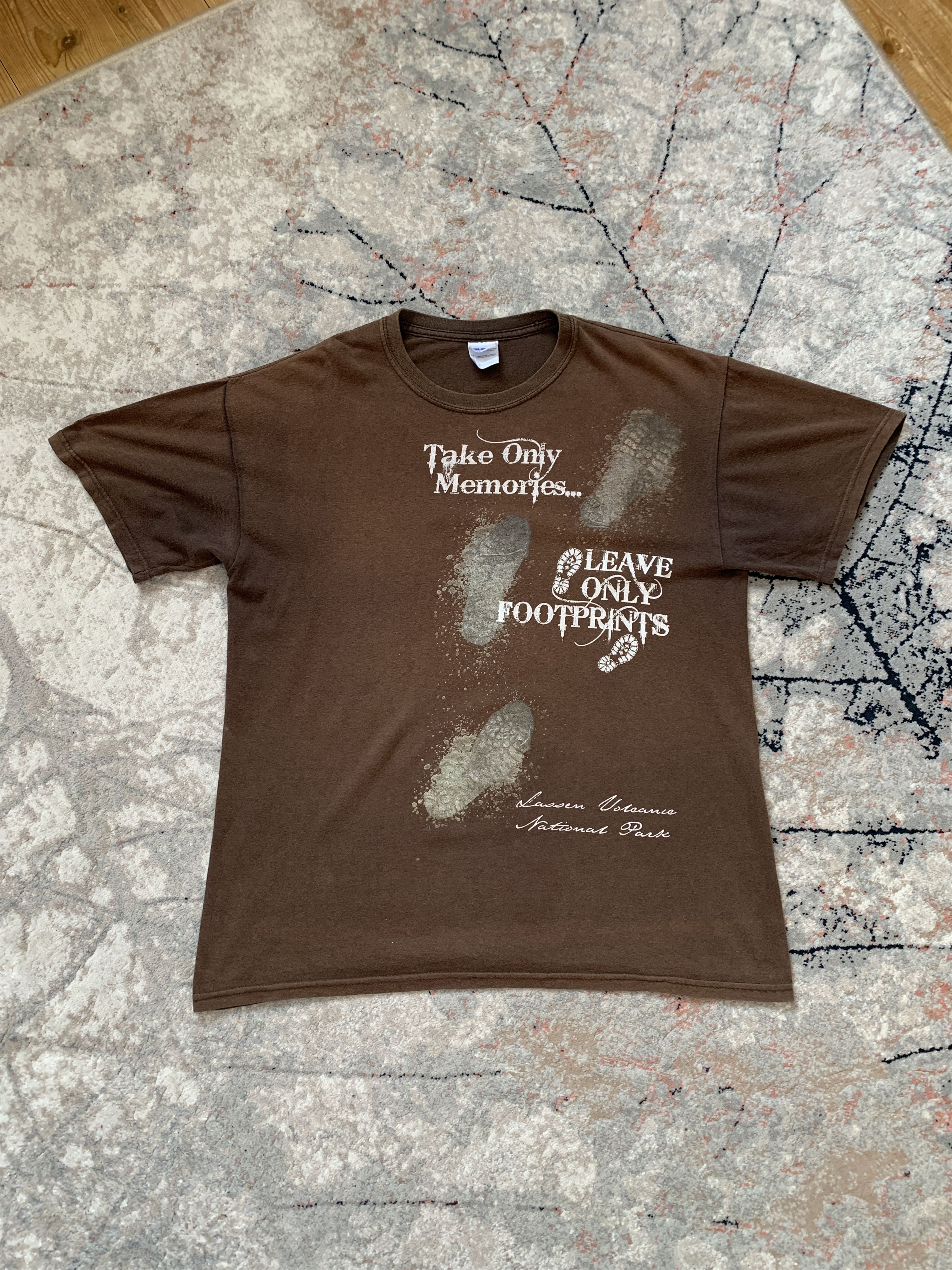 Other Take Only Memories Leave Only Footprint T-Shirt Size US M / EU 48-50 / 2 - 1 Thumbnail
