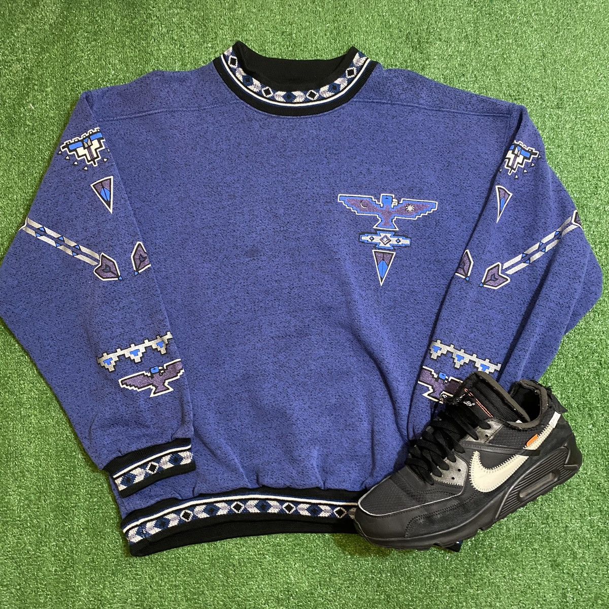 Vintage Vintage Alaska Sweatshirt Size US L / EU 52-54 / 3 - 1 Thumbnail