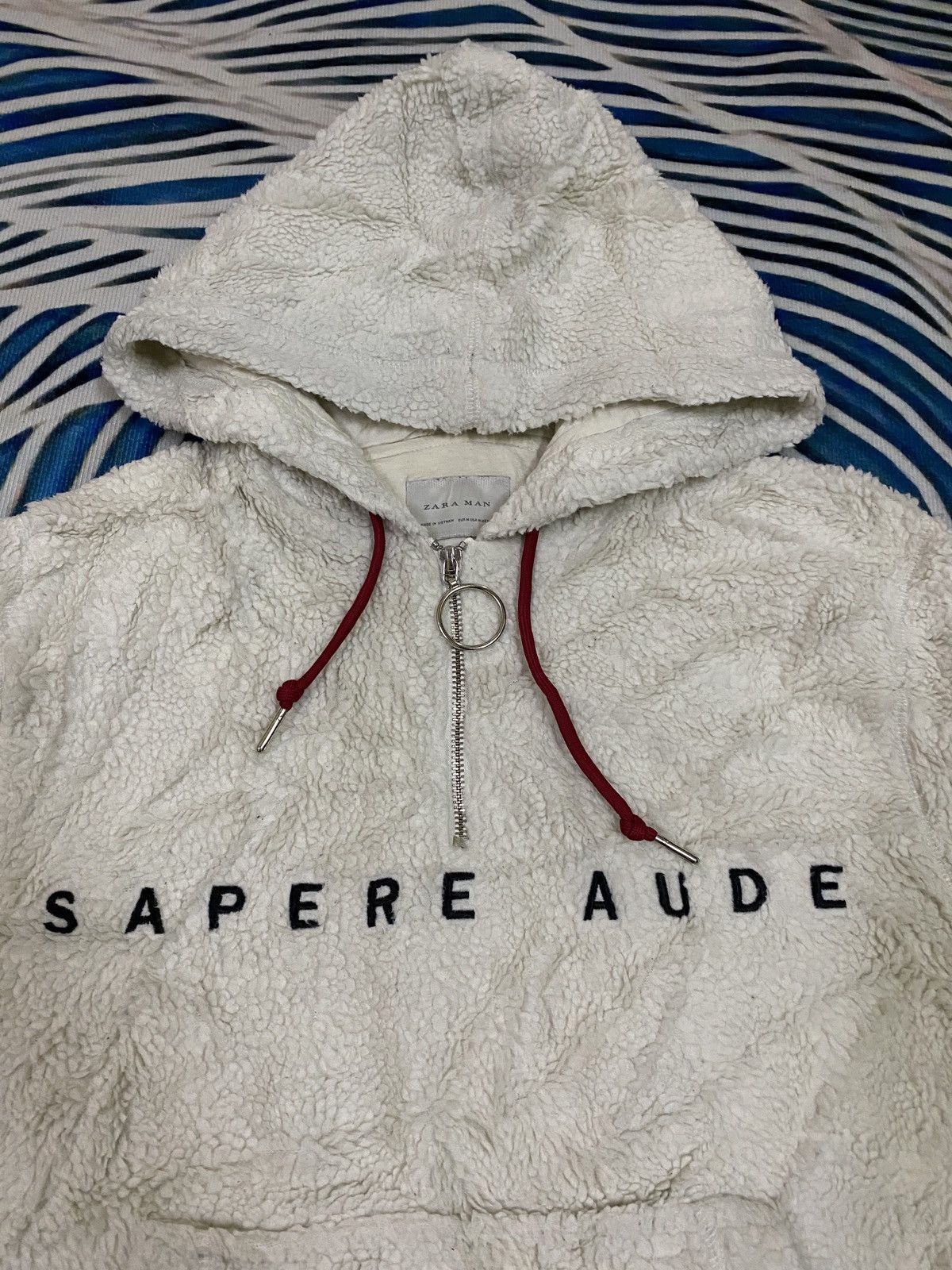 Sapere aude hoodie zara sale