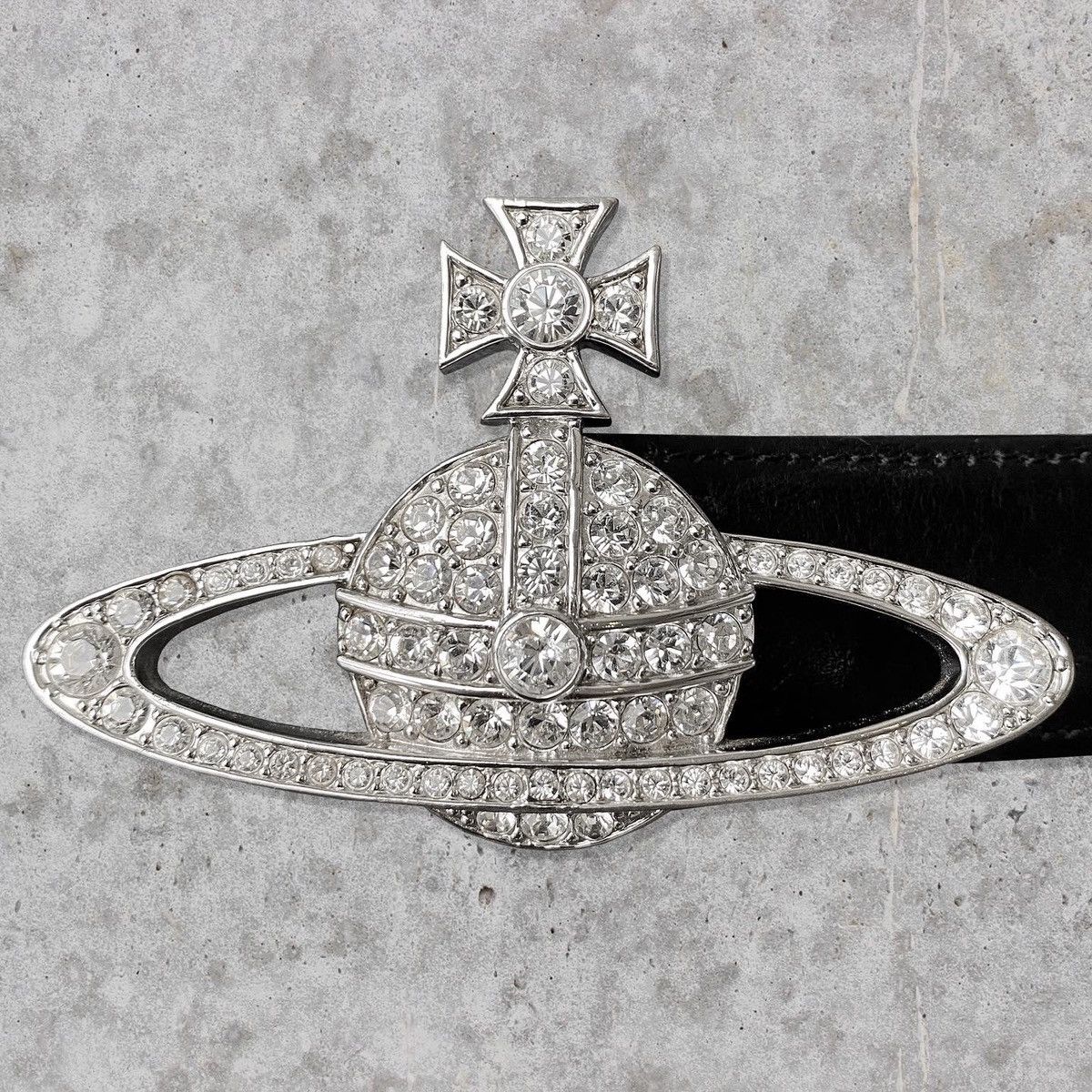 Vivienne Westwood Silver Orb Belt Vivienne Westwood Orb Buckle Leather Belt - Pink | Garmentory main image 4