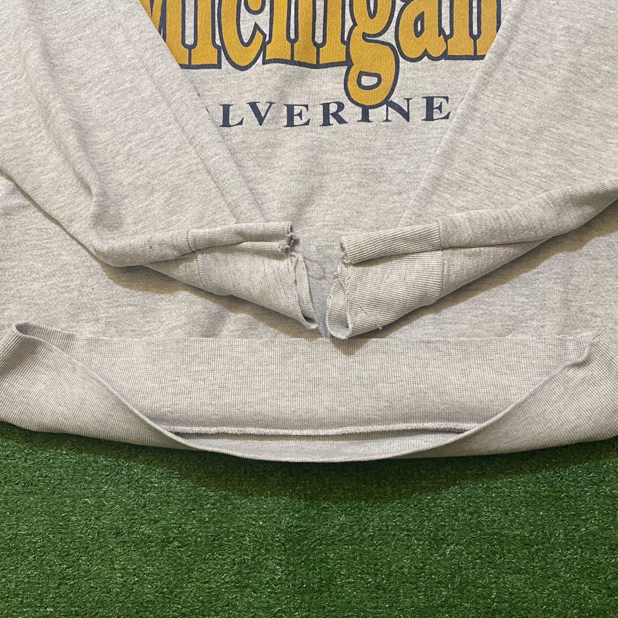 Vintage Vintage University of Michigan Sweatshirt Size US XL / EU 56 / 4 - 5 Thumbnail