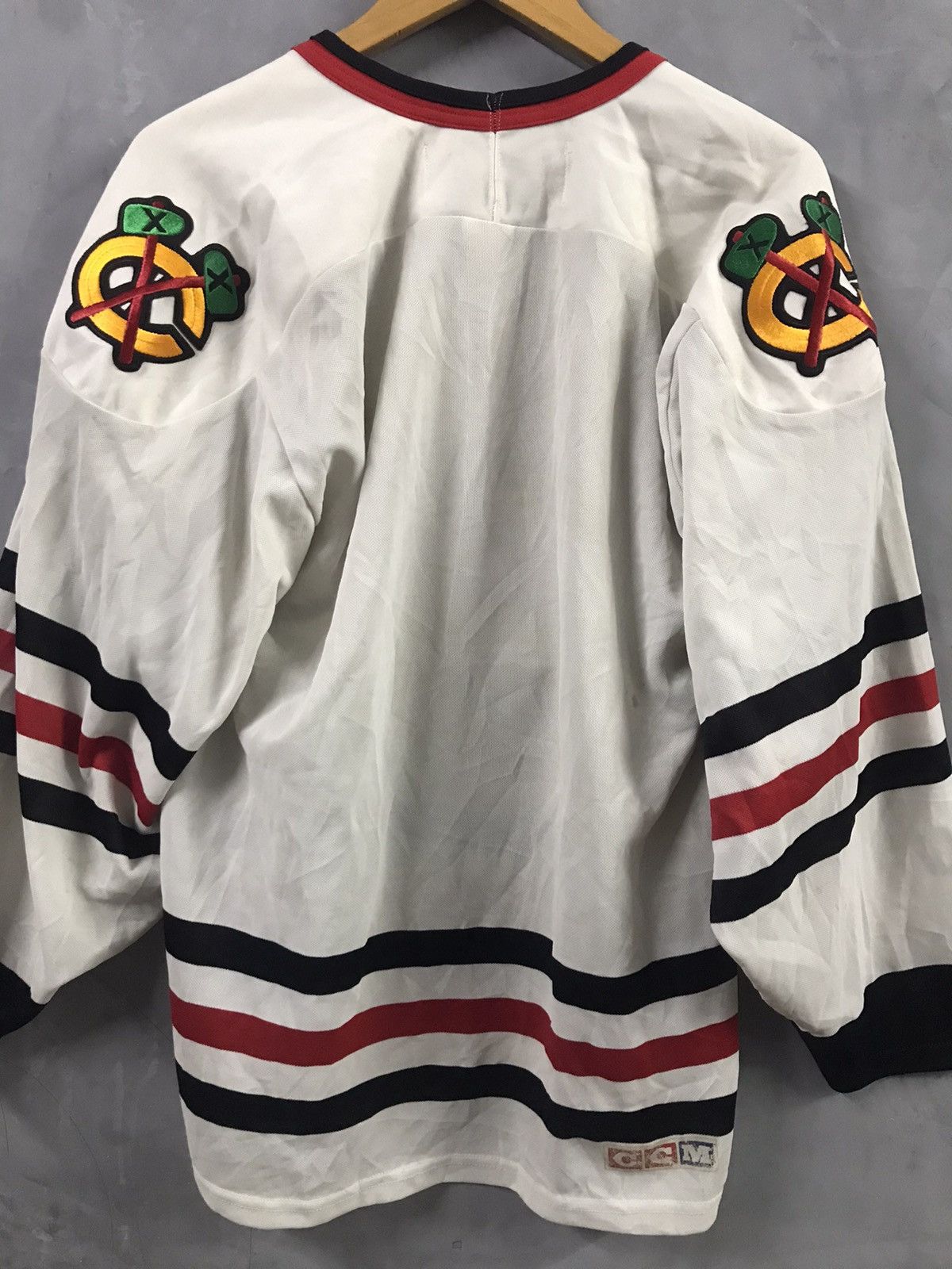 NFL × NHL × Vintage Vintage Chicago Blackhawks NHL CCM Size US M / EU 48-50 / 2 - 6 Thumbnail