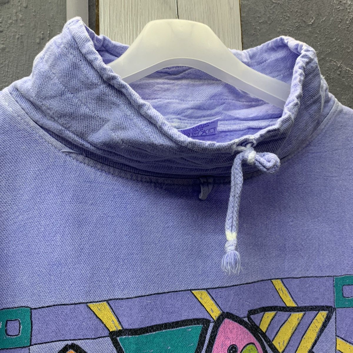 Vintage Vintage 90s Fish Hawaii Turtleneck Sweatshirt Size US XL / EU 56 / 4 - 7 Thumbnail