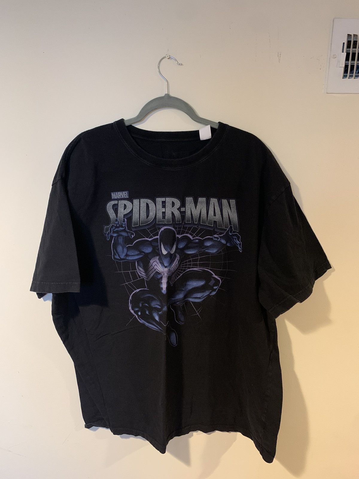 Marvel Comics × Streetwear × Vintage Black suit spider-man t-shirt 