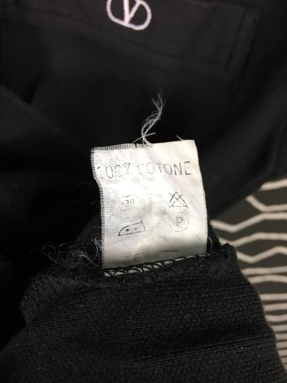 Valentino Vtg Valentino Chemises Pocket Polo Tee Size US S / EU 44-46 / 1 - 7 Thumbnail