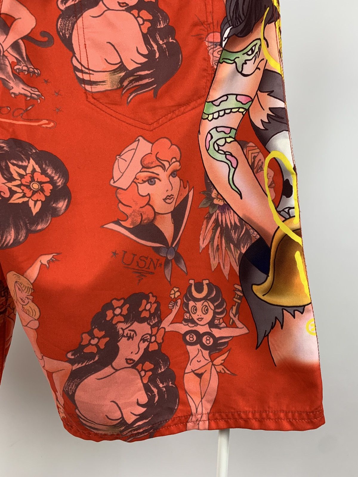 Christian Audigier Vintage Ed Hardy Girls All Over The World Swimming Shorts Size US 33 - 14 Thumbnail