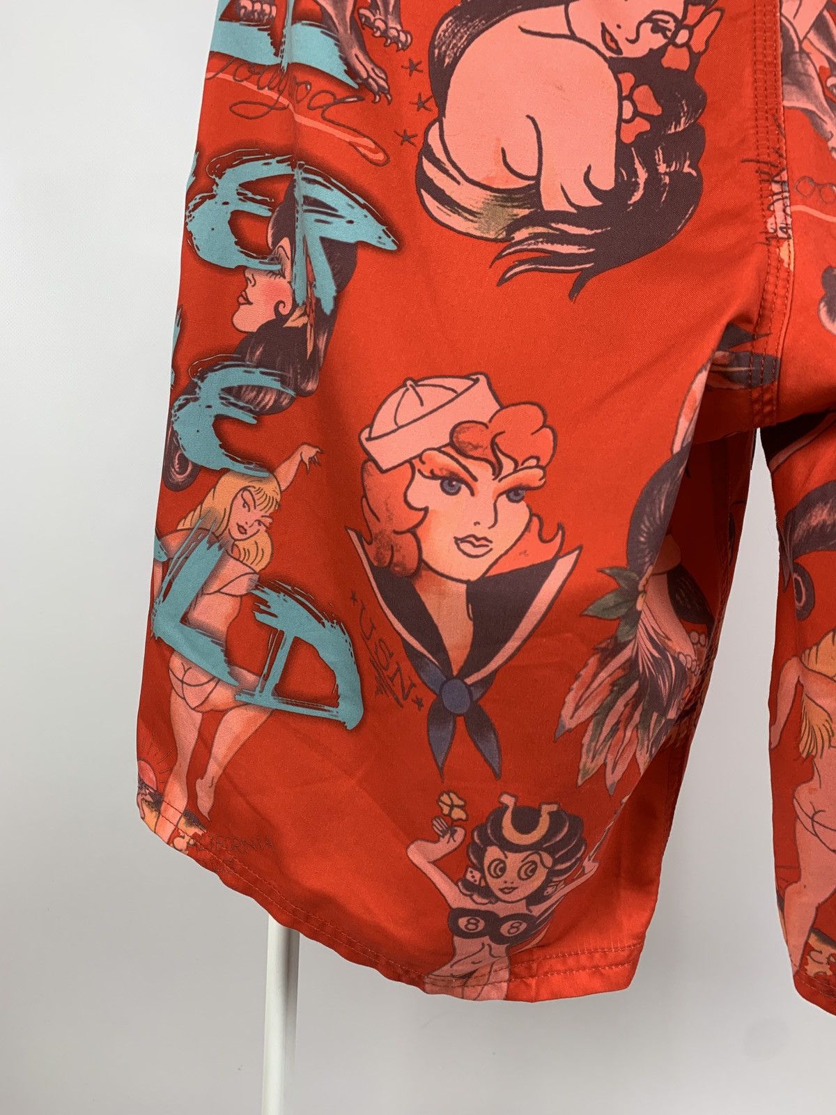 Christian Audigier Vintage Ed Hardy Girls All Over The World Swimming Shorts Size US 33 - 13 Thumbnail