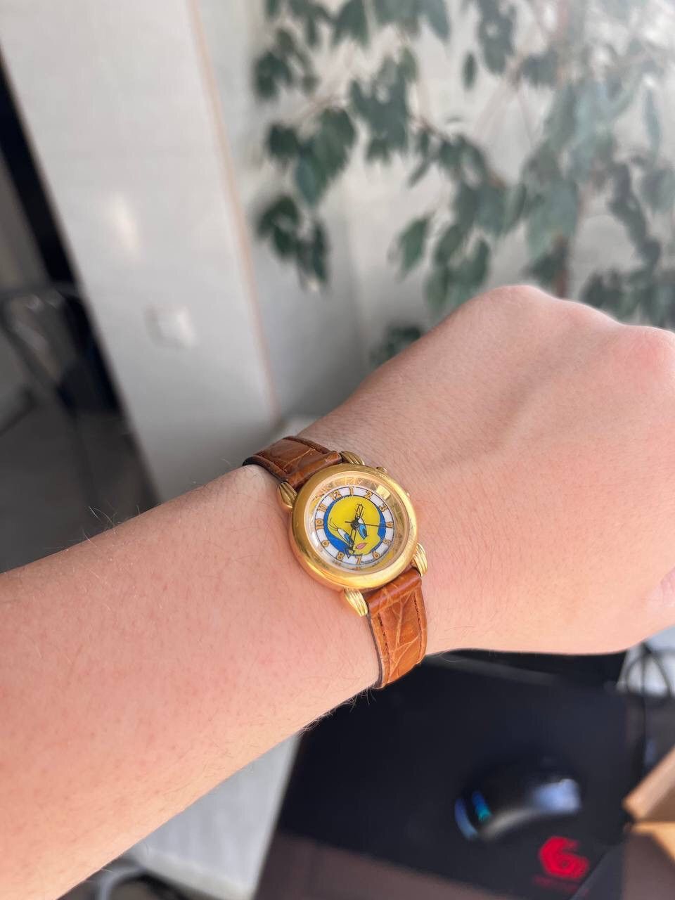 Vintage × Warner Bros 1995 Looney Tunes Tweety Watch Japanes Style Japan Engine Size ONE SIZE - 3 Thumbnail