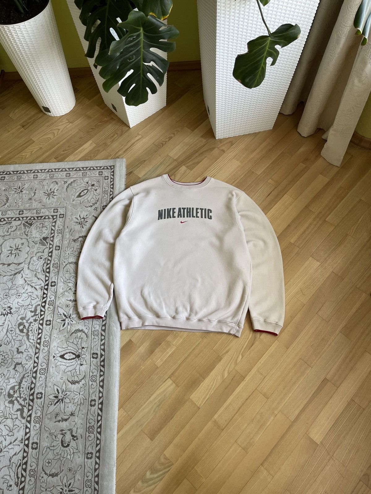 Nike Vintage Y2K Nike Spellout Sweatshirt Cream Center Logo Size US XL / EU 56 / 4 - 1 Thumbnail