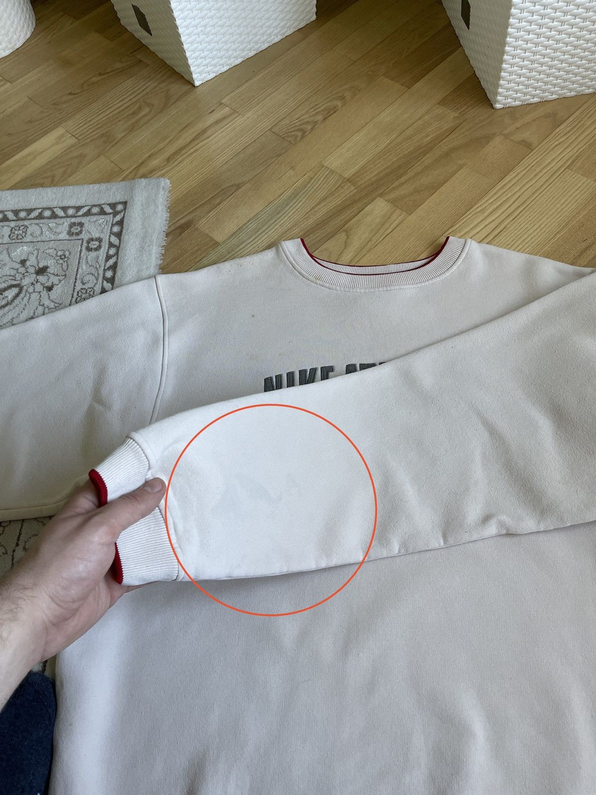 Nike Vintage Y2K Nike Spellout Sweatshirt Cream Center Logo Size US XL / EU 56 / 4 - 8 Thumbnail