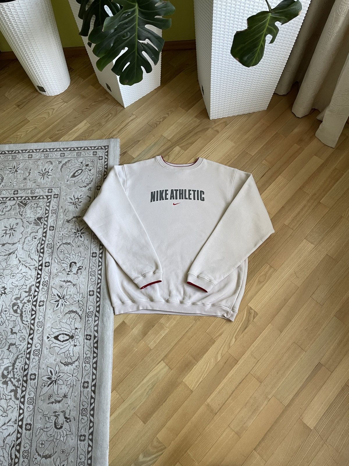 Nike Vintage Y2K Nike Spellout Sweatshirt Cream Center Logo Size US XL / EU 56 / 4 - 10 Thumbnail