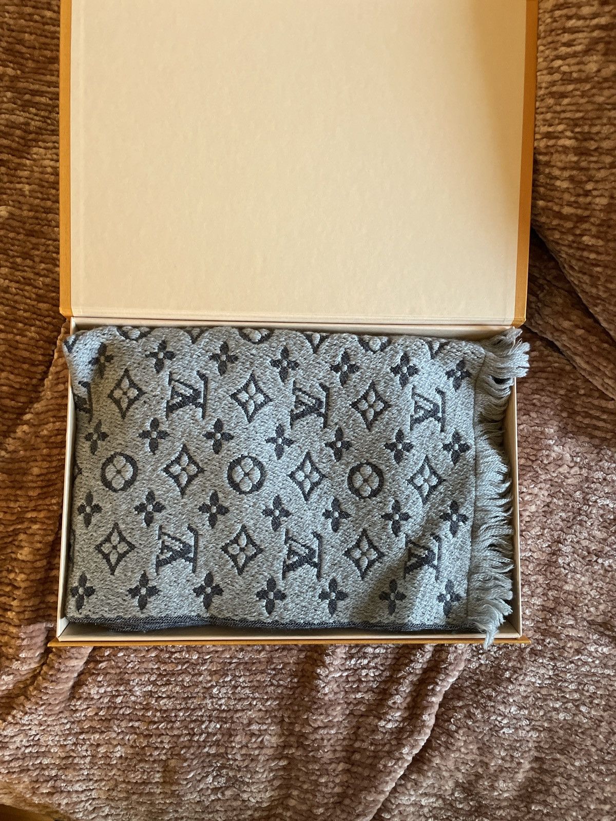 Louis Vuitton MONOGRAM CLASSIC SCARF Size ONE SIZE - 5 Thumbnail