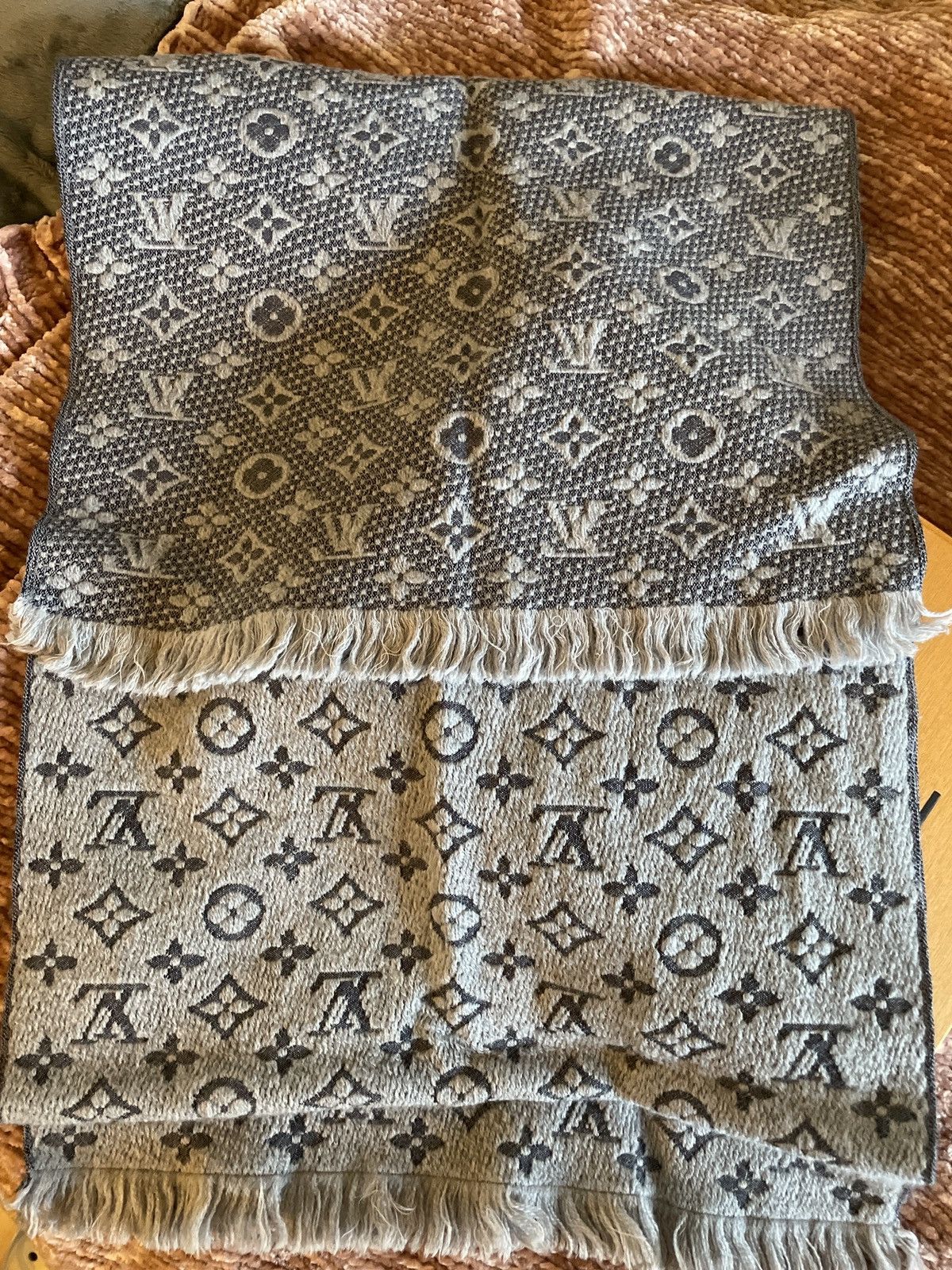 Louis Vuitton MONOGRAM CLASSIC SCARF Size ONE SIZE - 4 Thumbnail