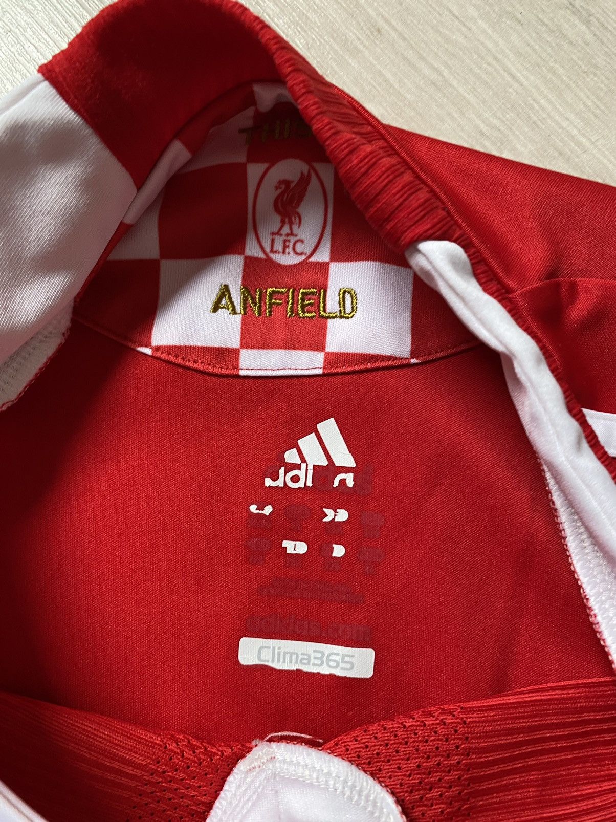 Adidas Vintage Adidas Liverpool Football T-Shirt 09/09 Size US L / EU 52-54 / 3 - 7 Thumbnail