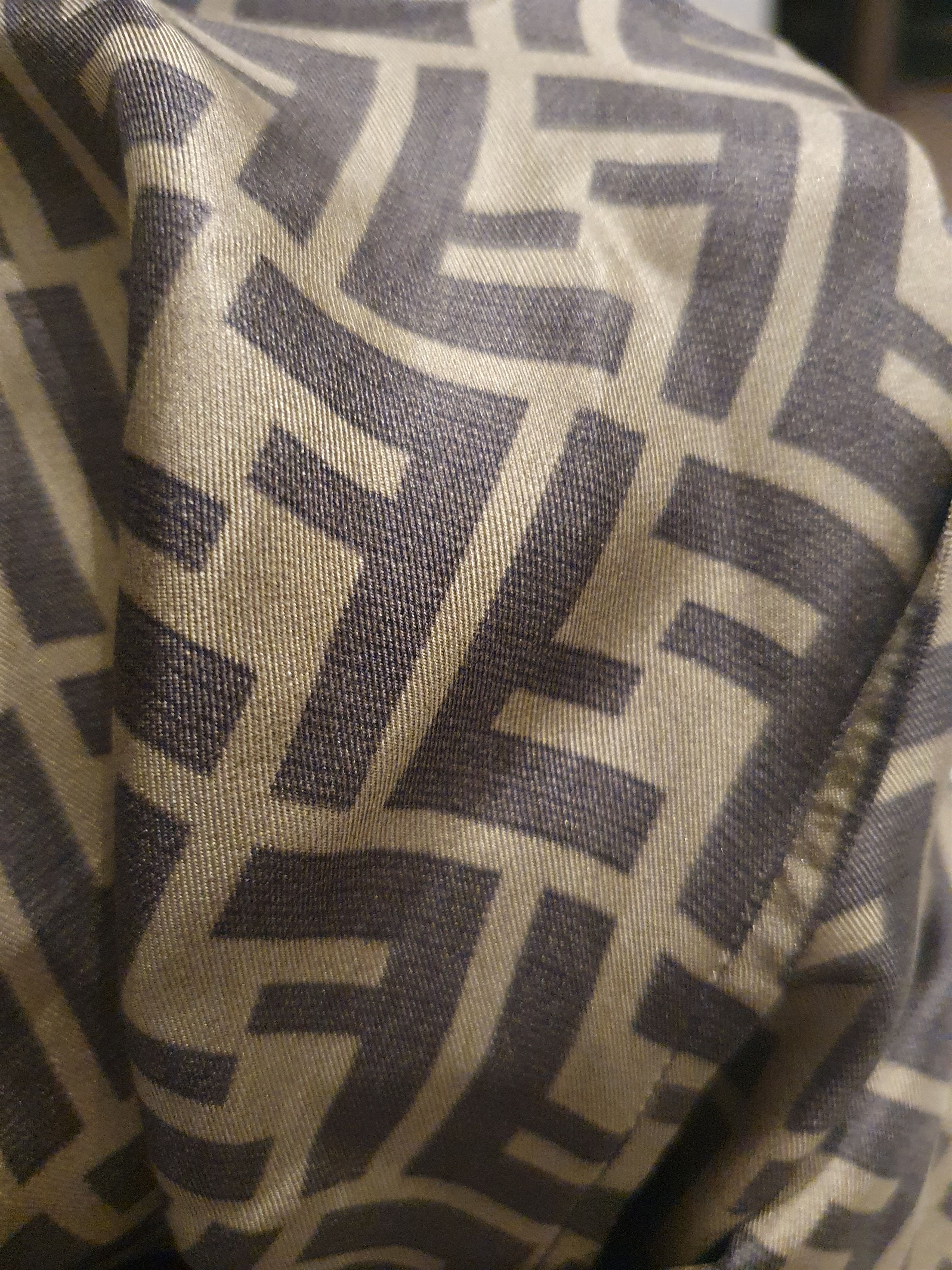 Fendi Fendi FF logo print silk shirt Size US S / EU 44-46 / 1 - 9 Thumbnail