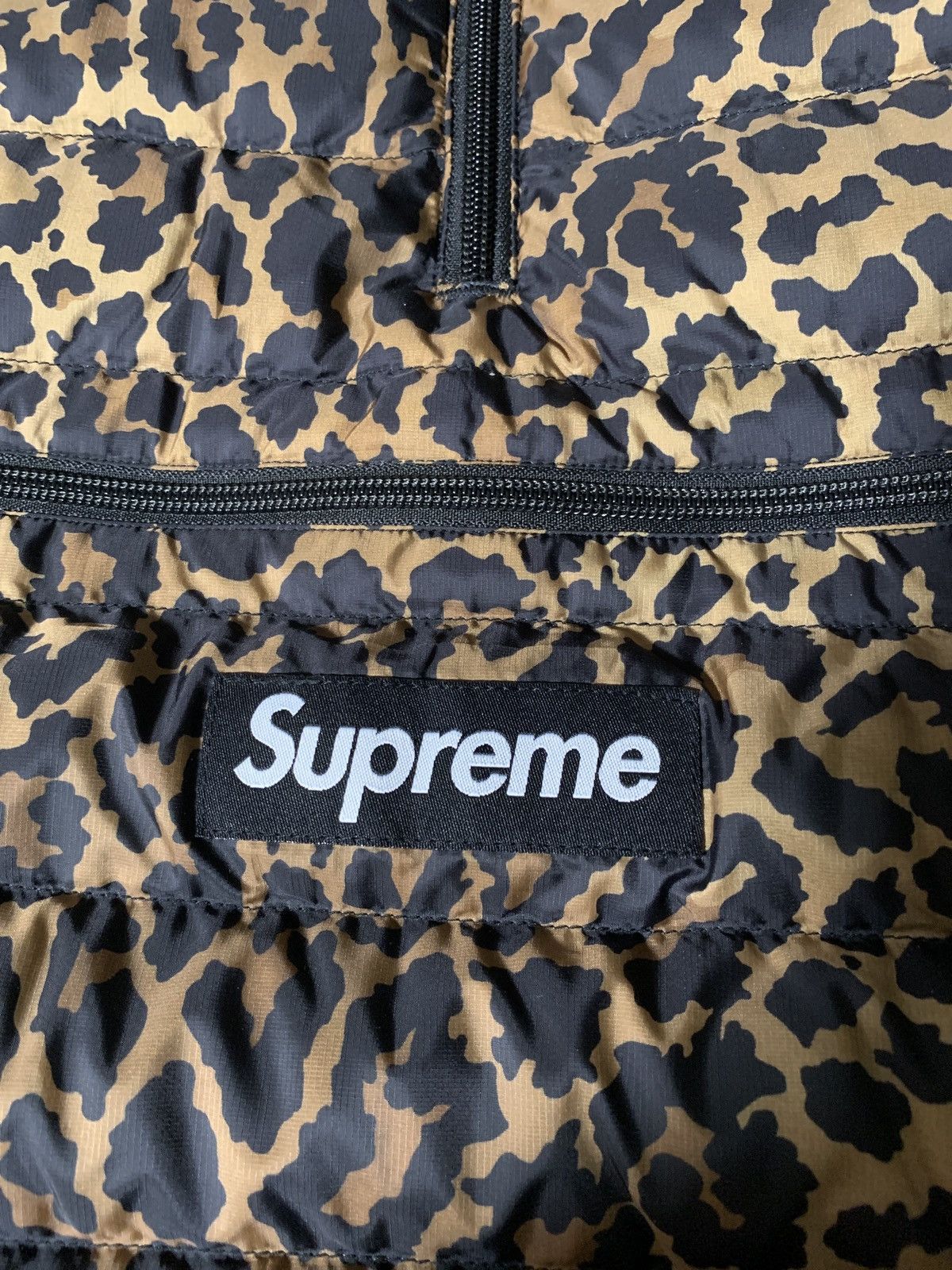 Supreme Supreme Micro-Down Half-Zip Hooded Pullover- Leopard Size US M / EU 48-50 / 2 - 3 Thumbnail