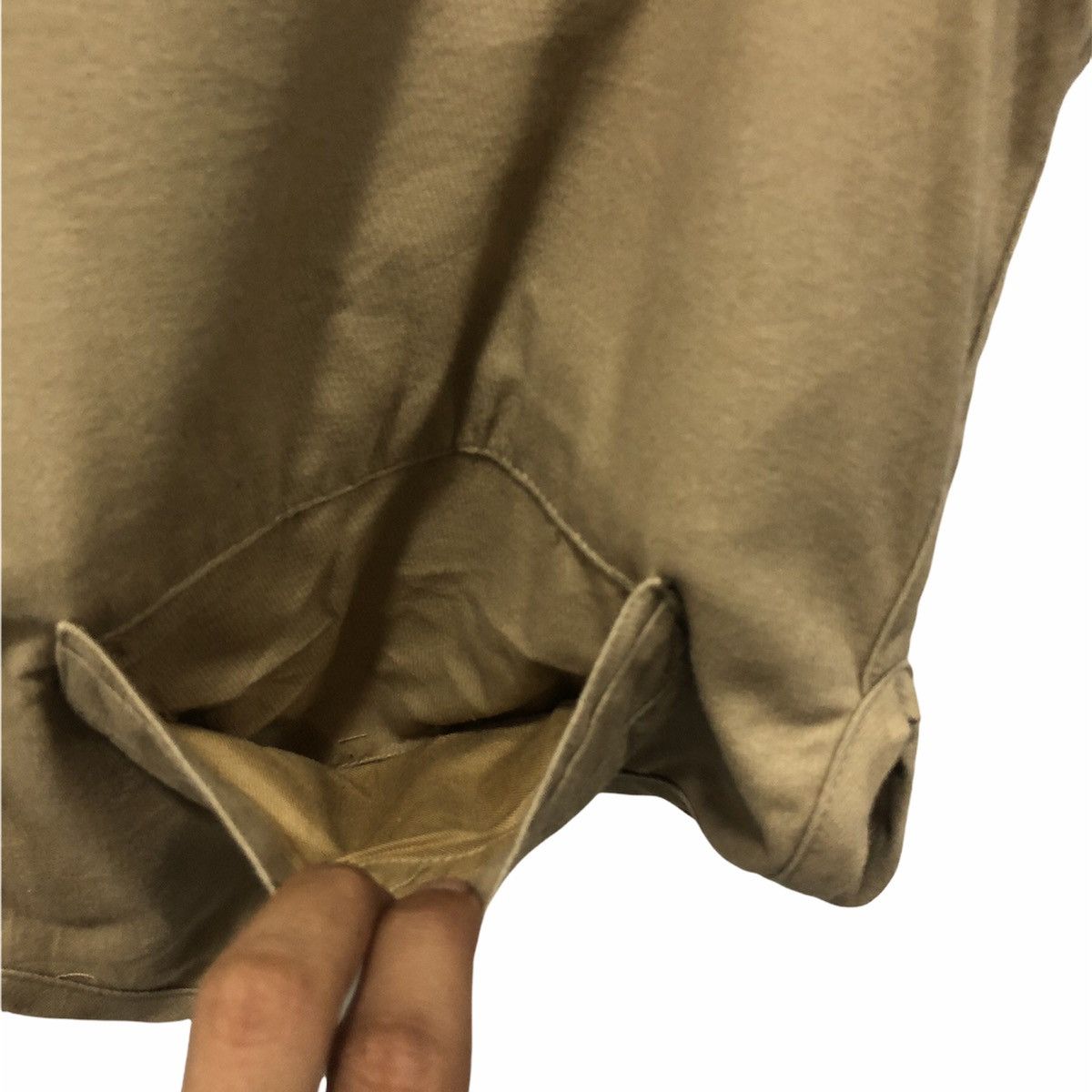 Armani Exchange × Vintage Armani Exchange Men's Tan Cotton Button Up Vest Madein Italy Size US M / EU 48-50 / 2 - 7 Thumbnail