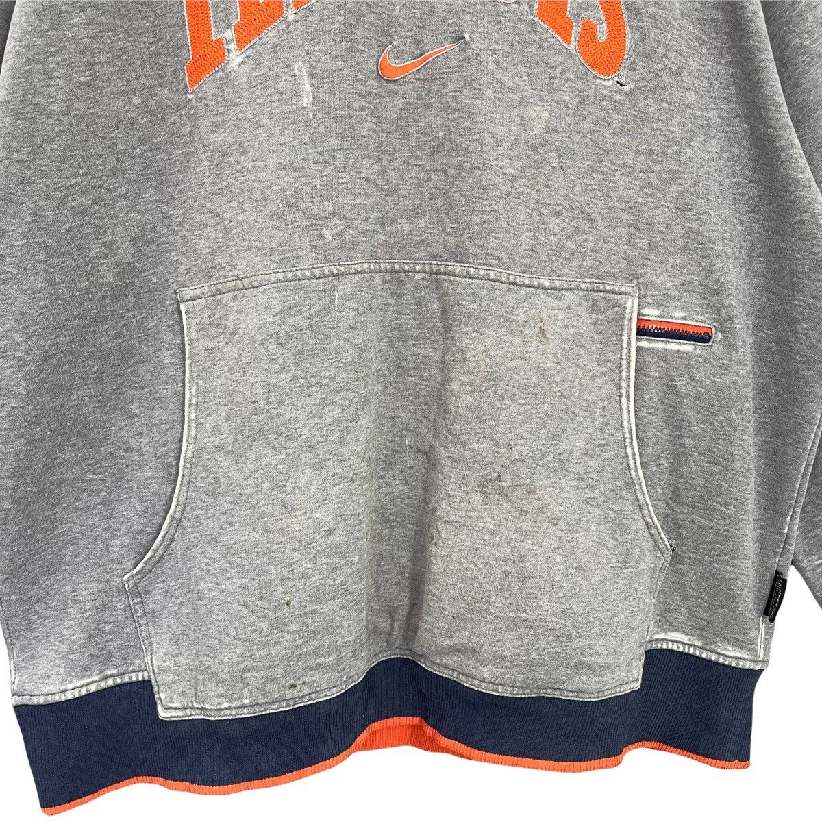 Nike 90s Nike illinois Big Logo Embroidered Hoodies Size XL Size US XL / EU 56 / 4 - 6 Thumbnail