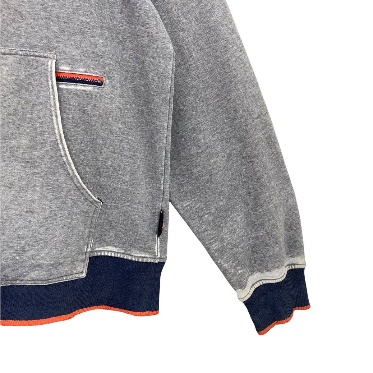 Nike 90s Nike illinois Big Logo Embroidered Hoodies Size XL Size US XL / EU 56 / 4 - 7 Thumbnail